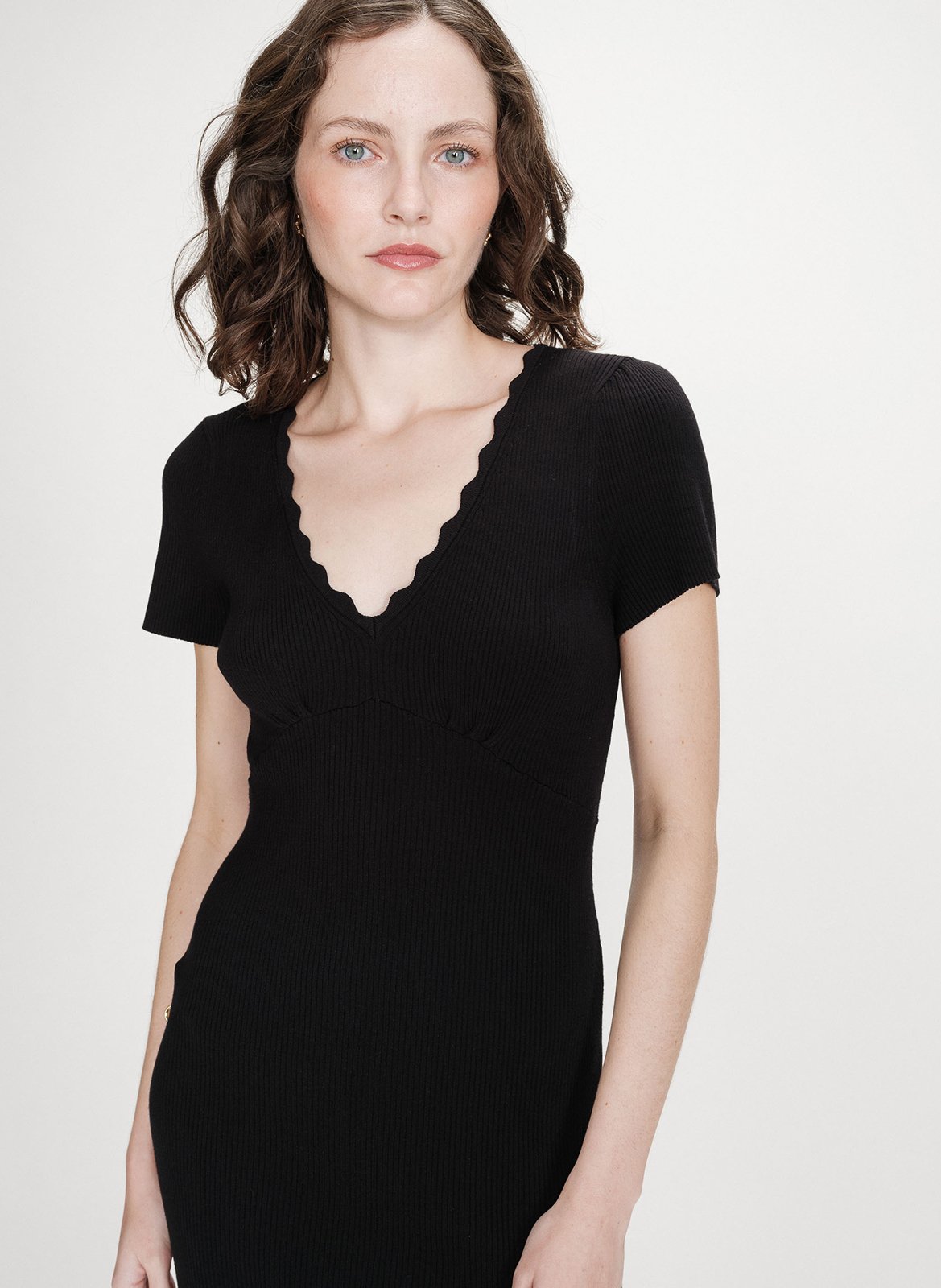 Korte jurk met V-hals GRACE ET MILA Black