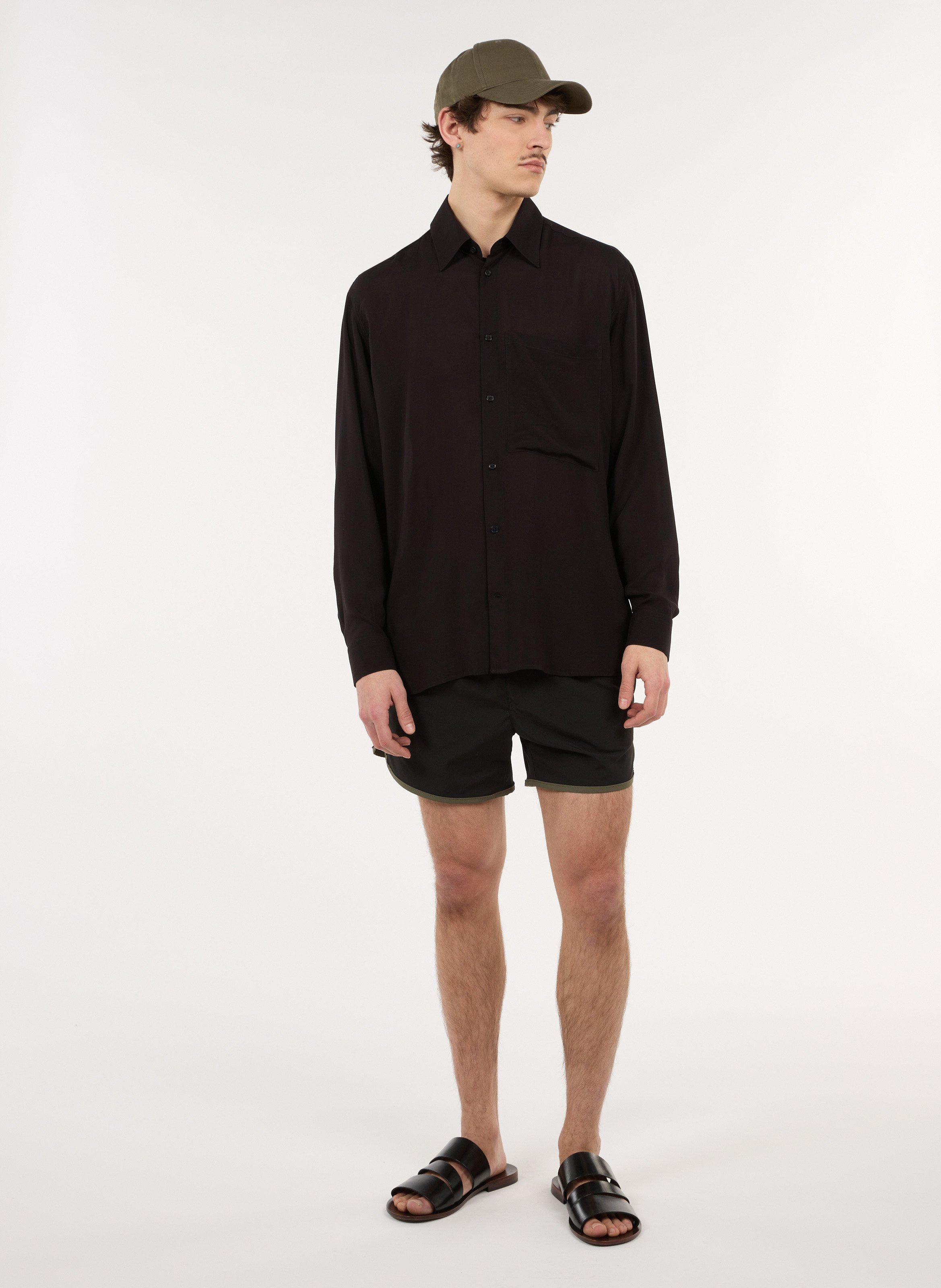 Gerad geschnittene Shorts SAISON 1865 Schwarz