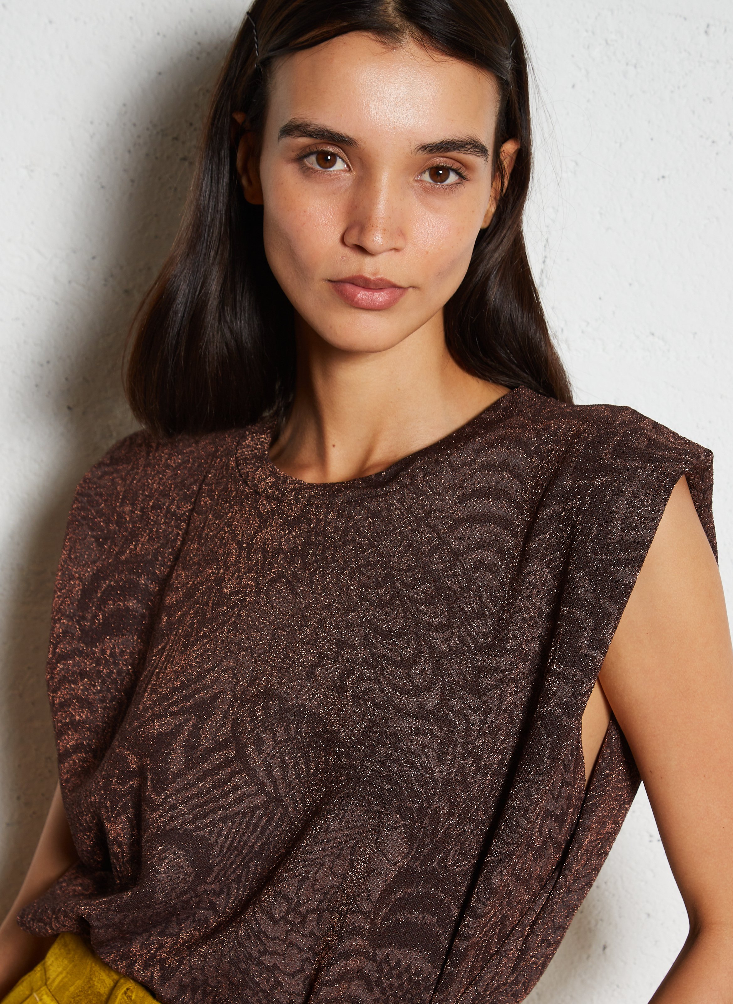 Round neck jacquard effect t-shirt MOMONI Brown