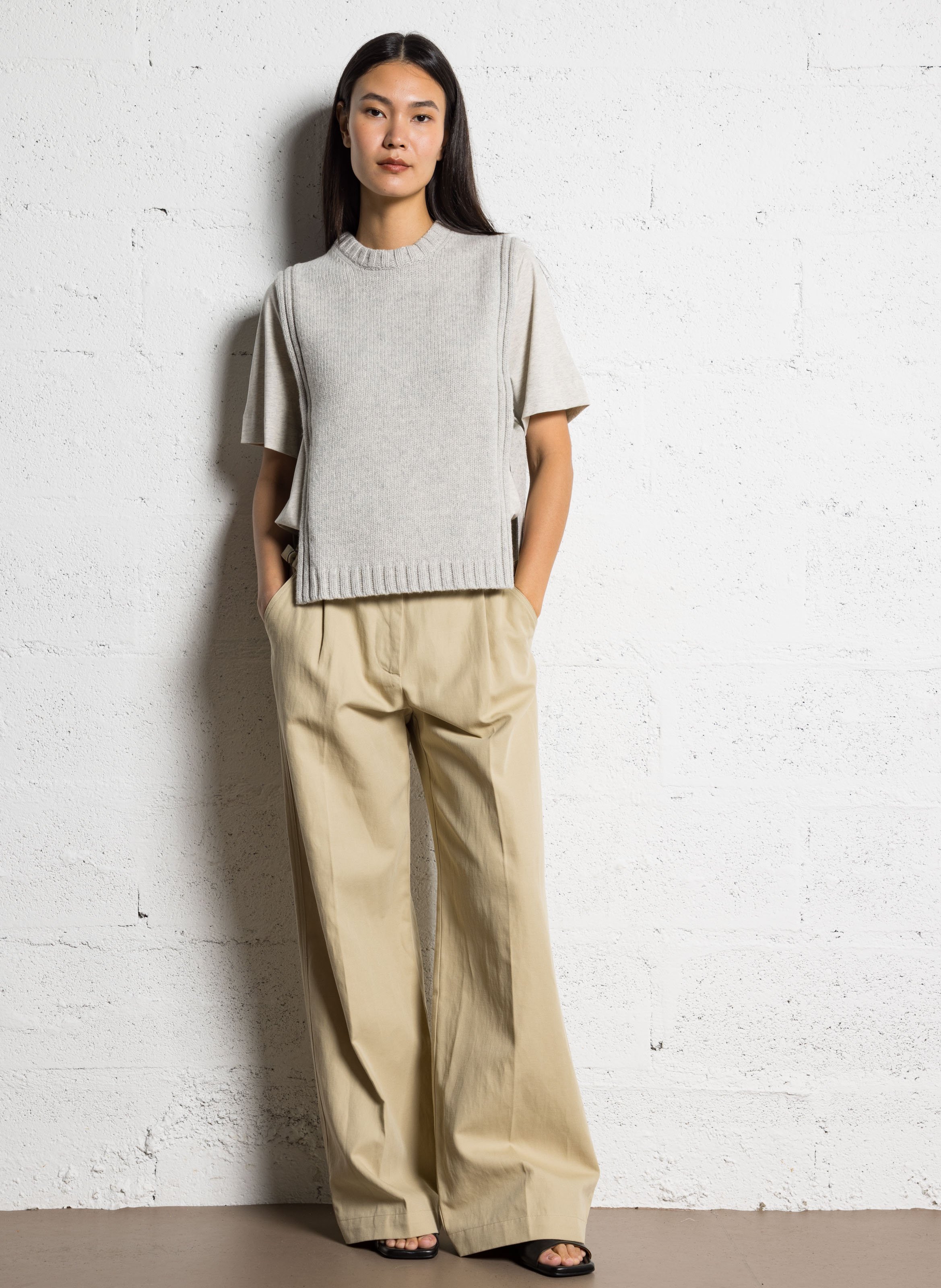 Sandales plates en cuir - Look 3