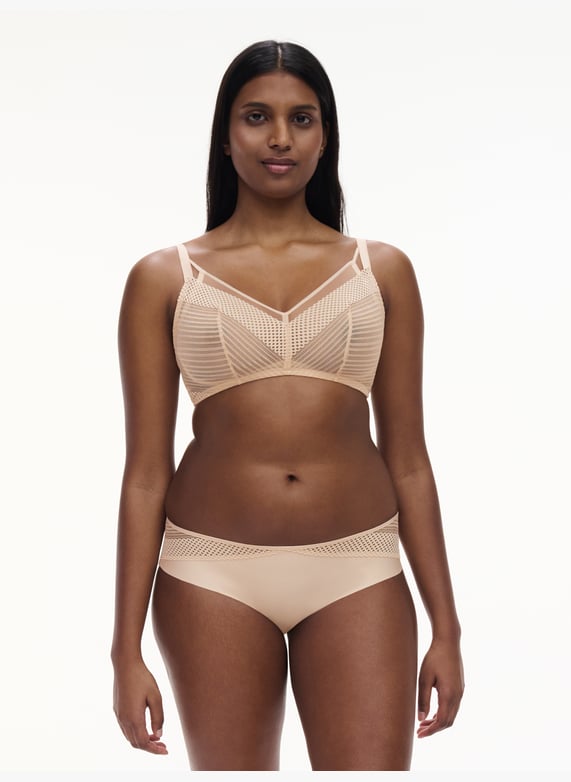 Non-wired support bra | Beige by CHANTELLE PULP Non-wired support bra Beige
