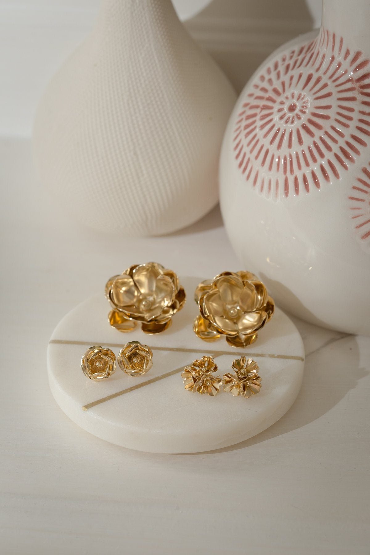 Maxi flower stud earrings in gold-plated 24K gold MONSIEUR SIMONE Golden