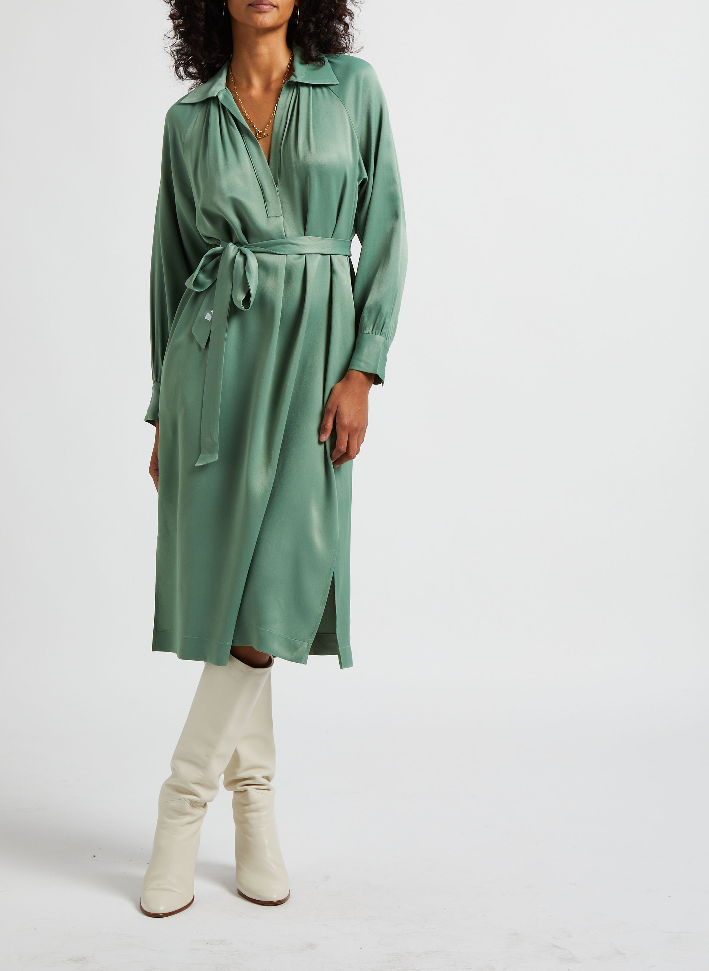 Midikleid mit Polokragen aus Satin PAUL AND JOE Grun