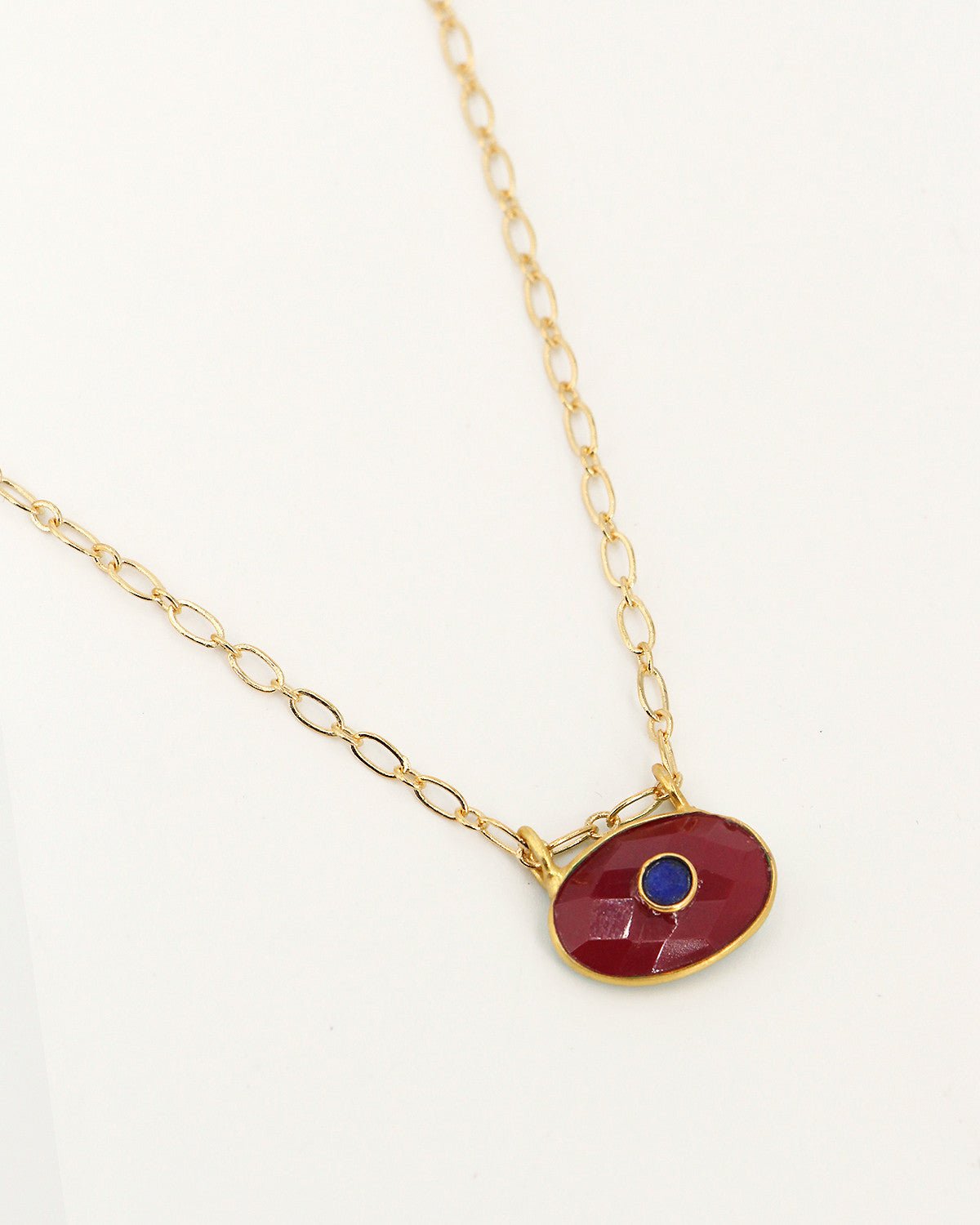 Necklace NILAI Red