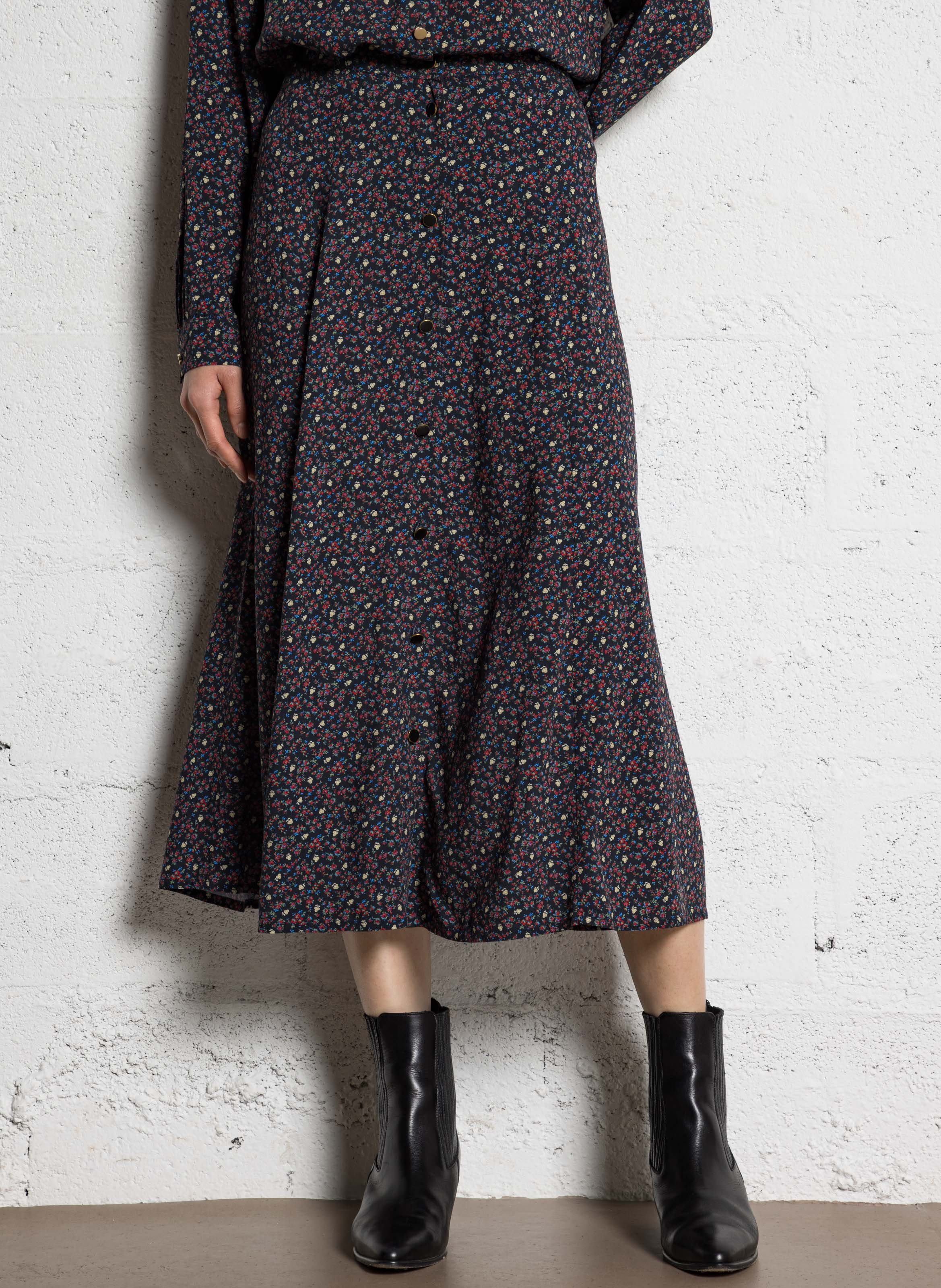 Jupe midi à imprimé fleuri I CODE Noir