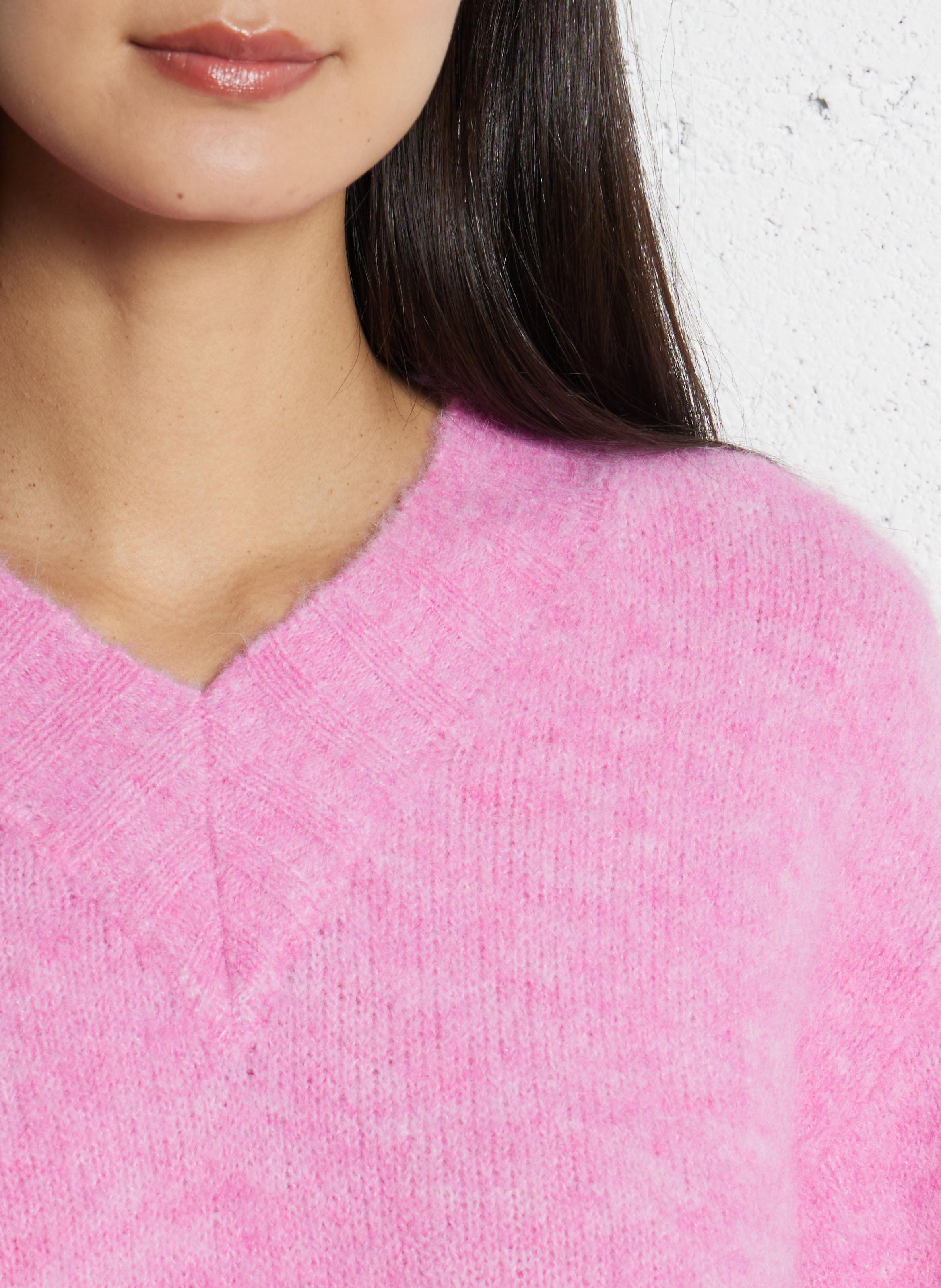 Pull droit col V  AMERICAN VINTAGE Rose