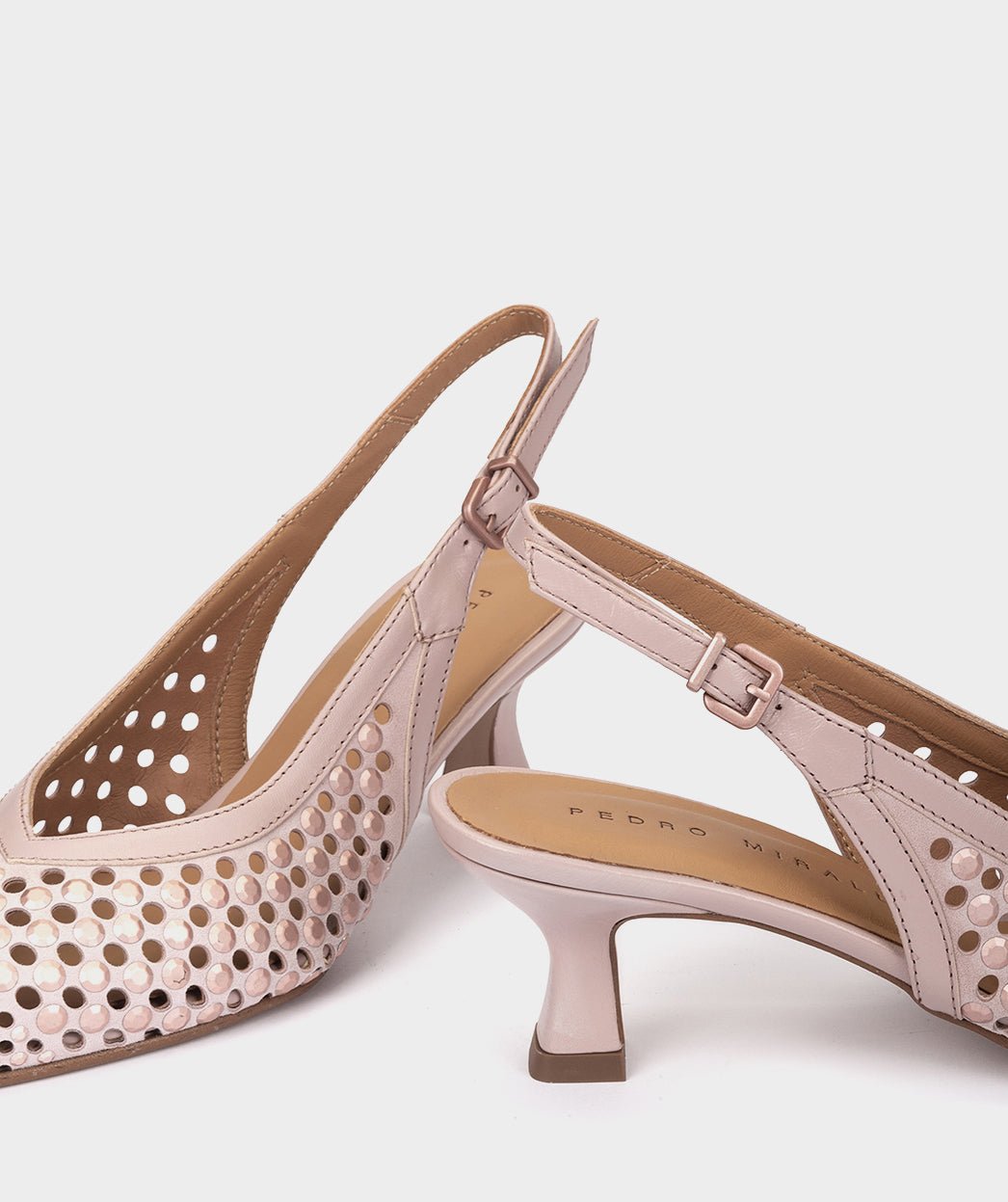 Mid-height leather nude color heels. PEDRO MIRALLES Pink