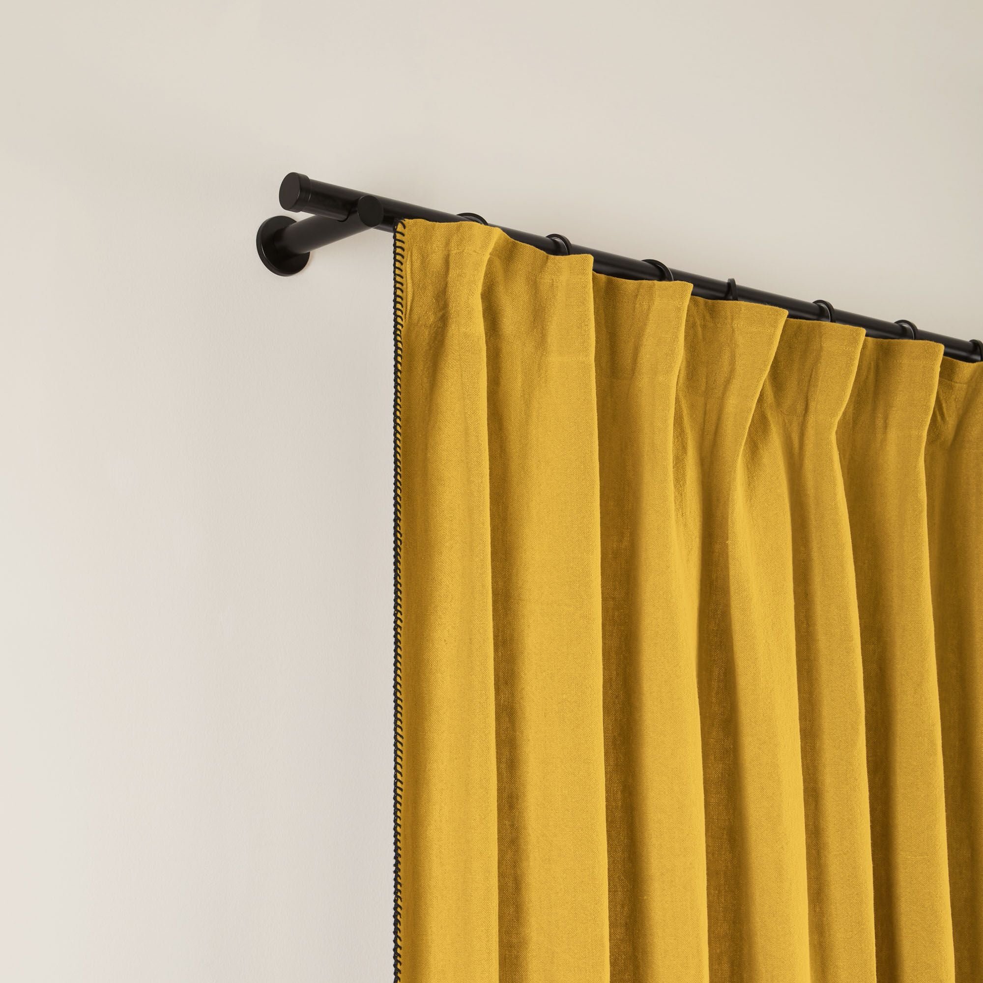 Pleated ribbon curtain Yellow