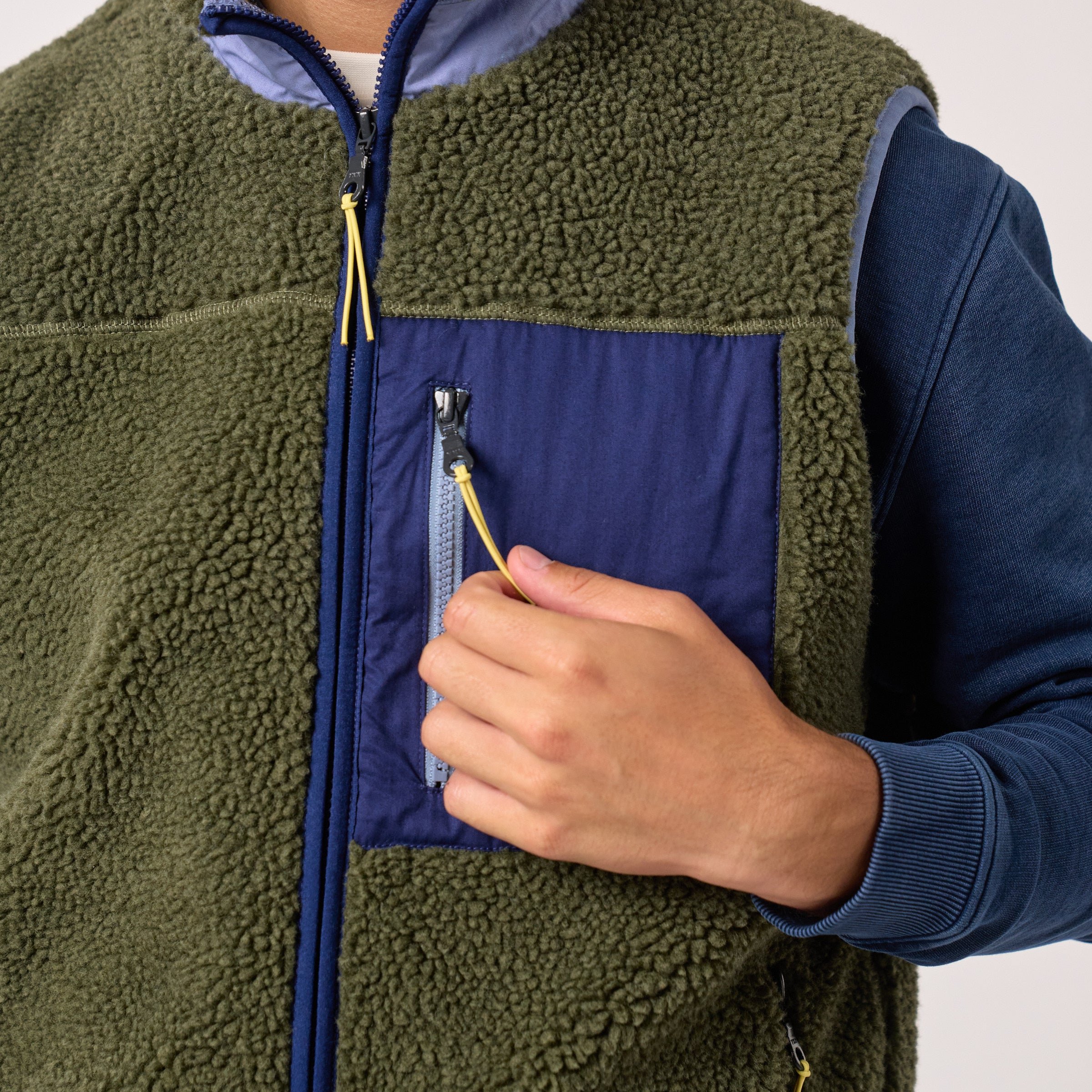 Sleeveless Sherpa Zip-Up Vest Khaki