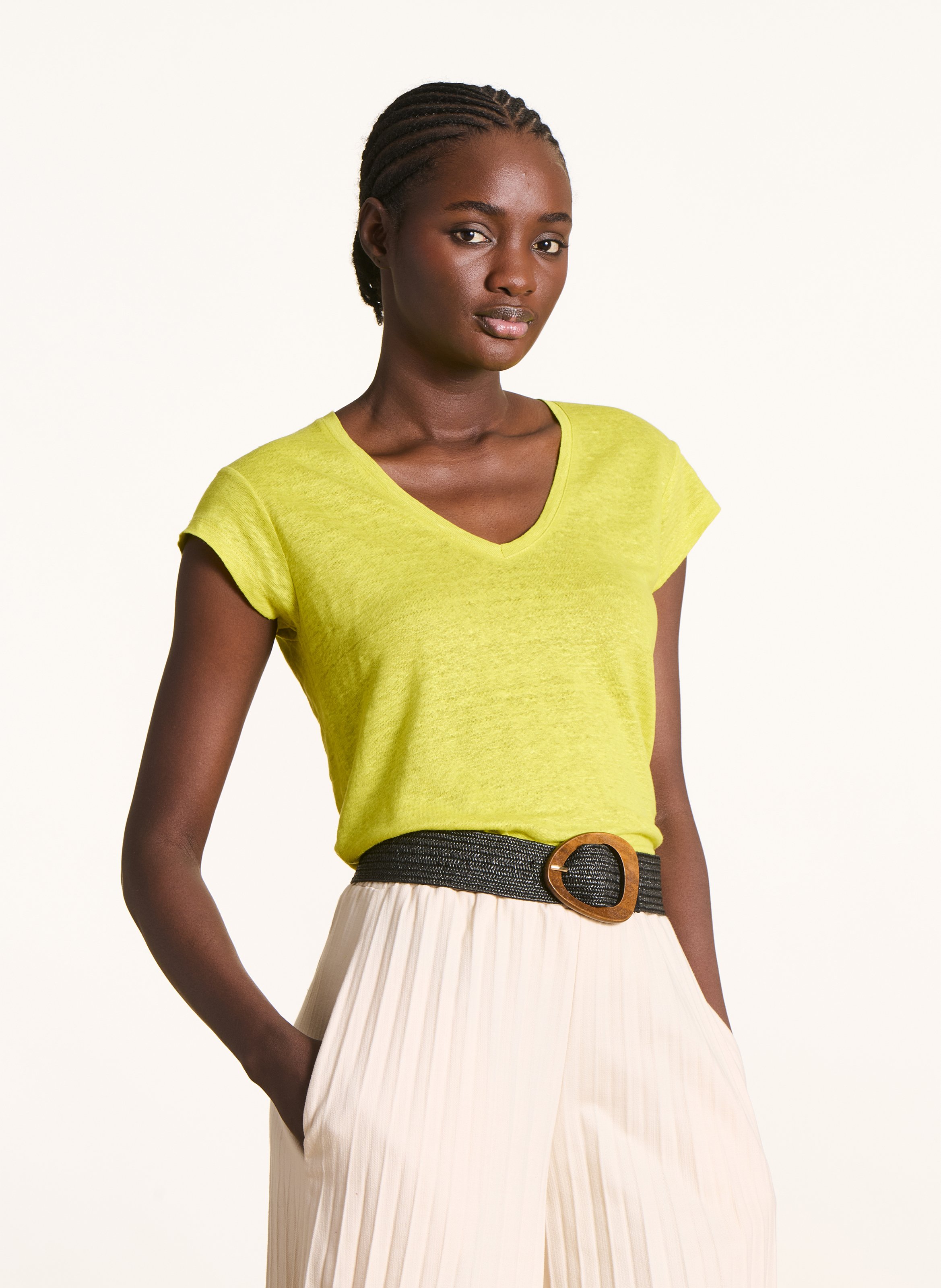 V-neck linen T-shirt  Biriba