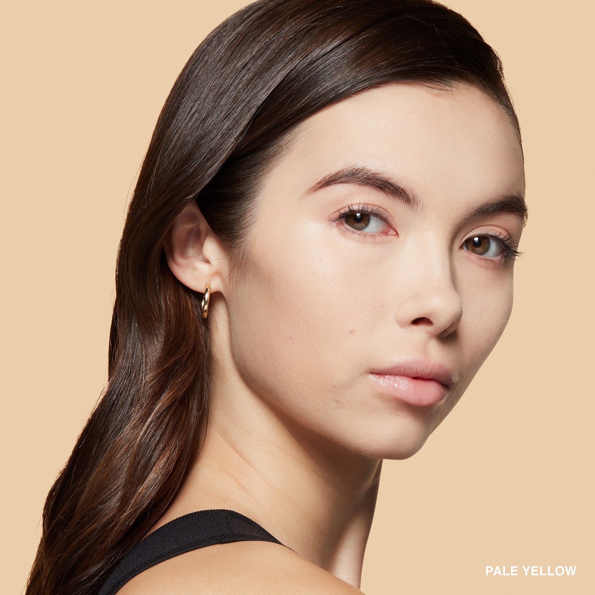 Sheer Finish Pressed Powder - Kompaktpuder Pale yellow