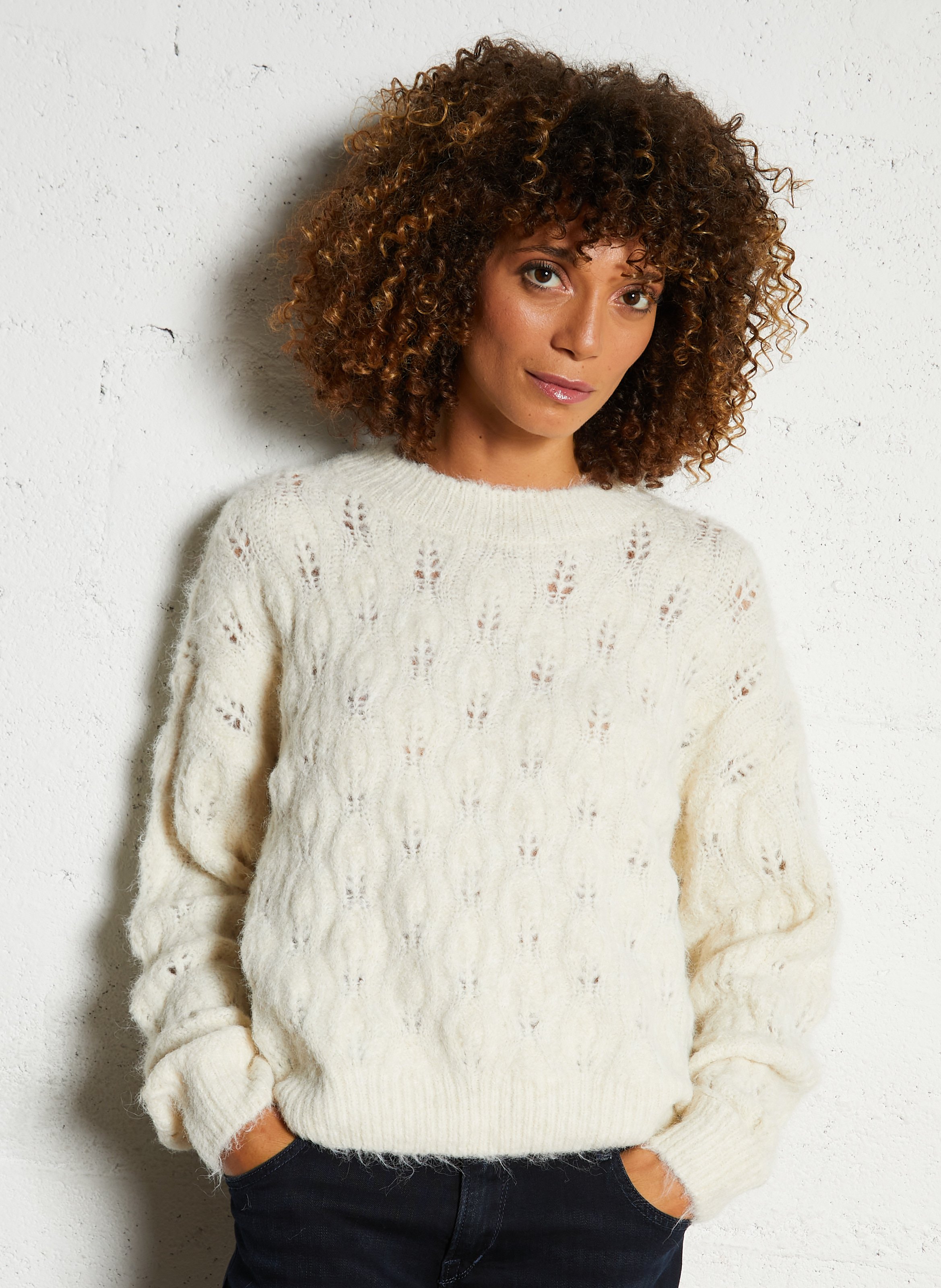 Pull ample col rond en maille ajourée SEE U SOON Beige