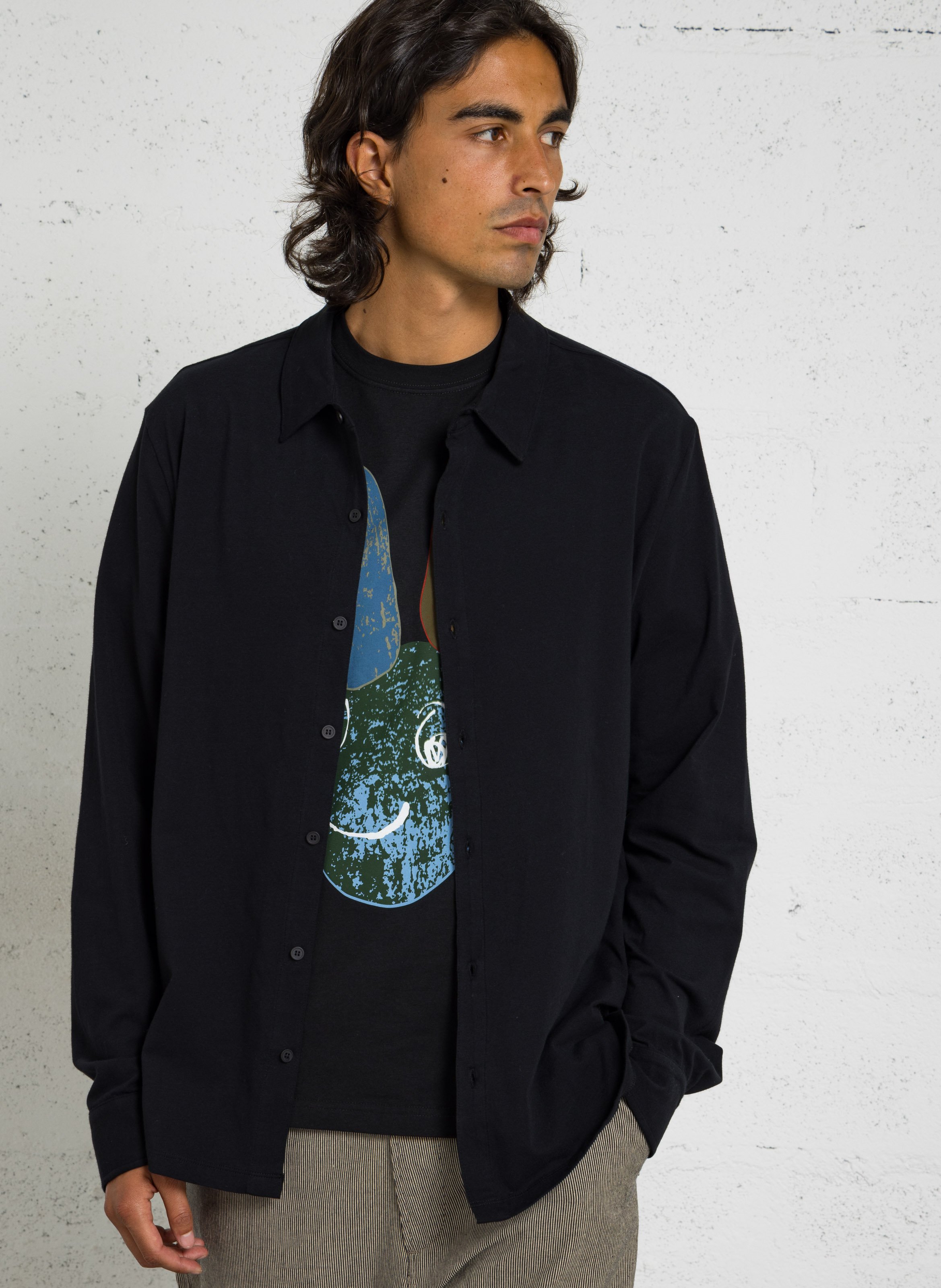 Chemise droite douce unie MAJESTIC FILATURES Noir