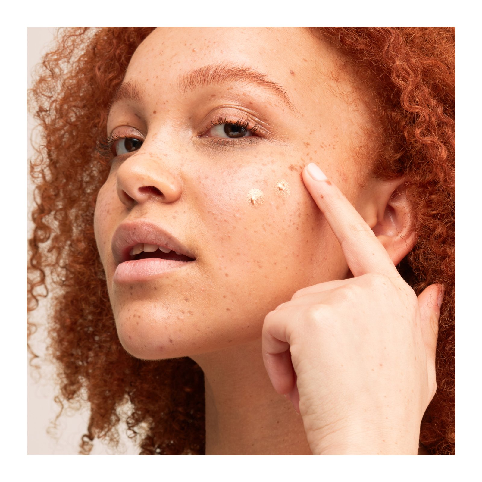 The Impossible Glow - Concentré Eclat Illuminateur Bronze PAI SKINCARE No color