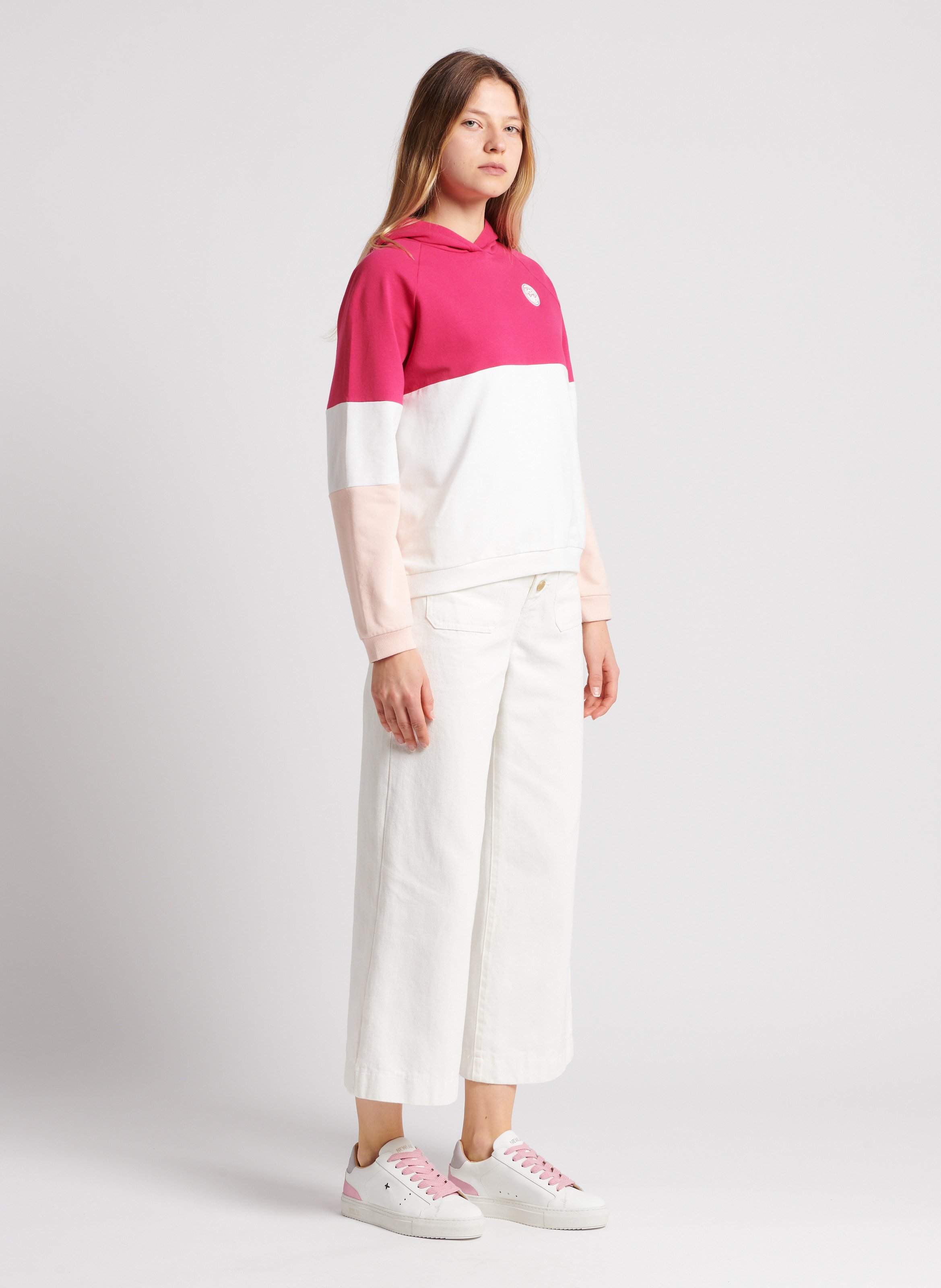 Baskets basses en cuir NEWLAB Blanc