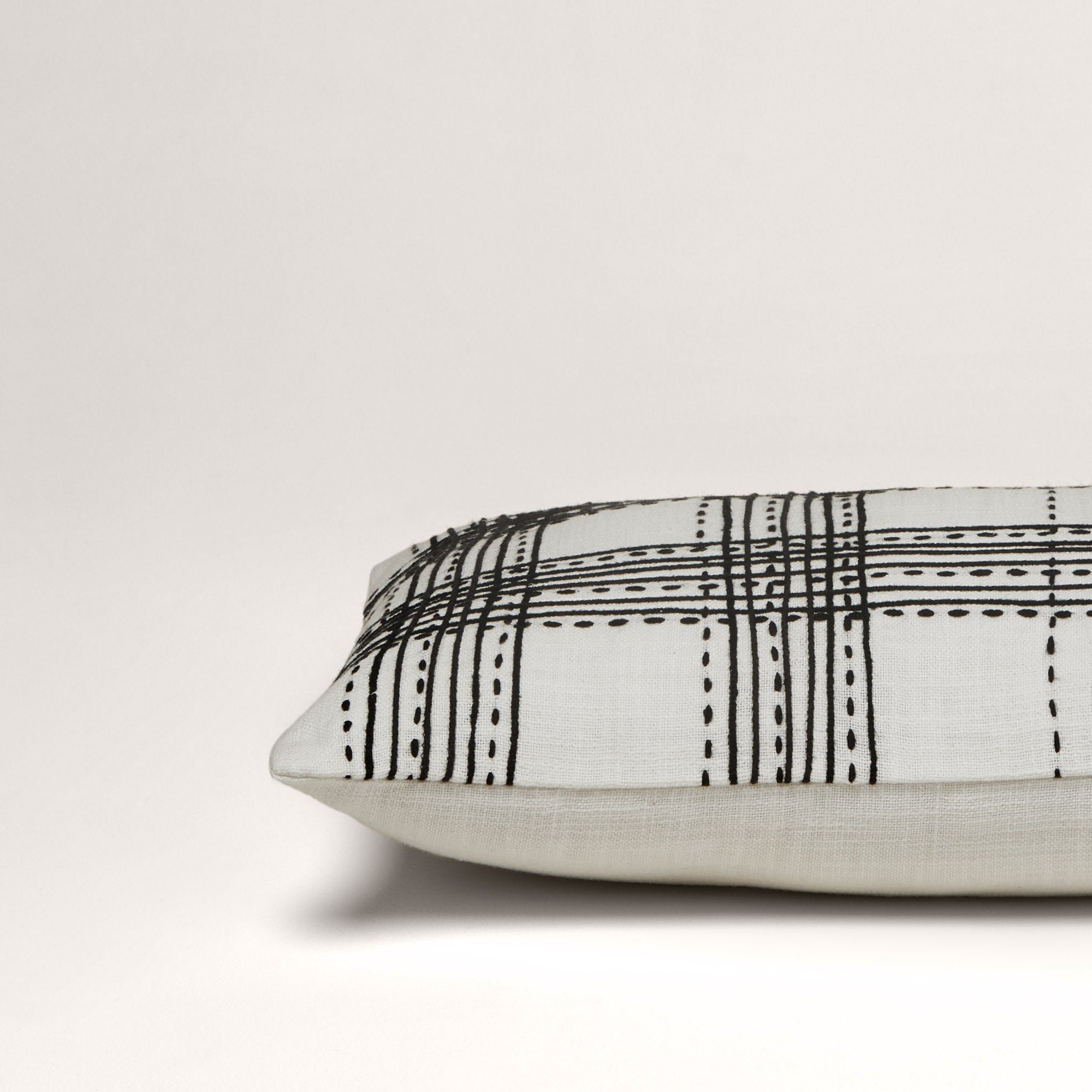 Cushion cover MADURA White