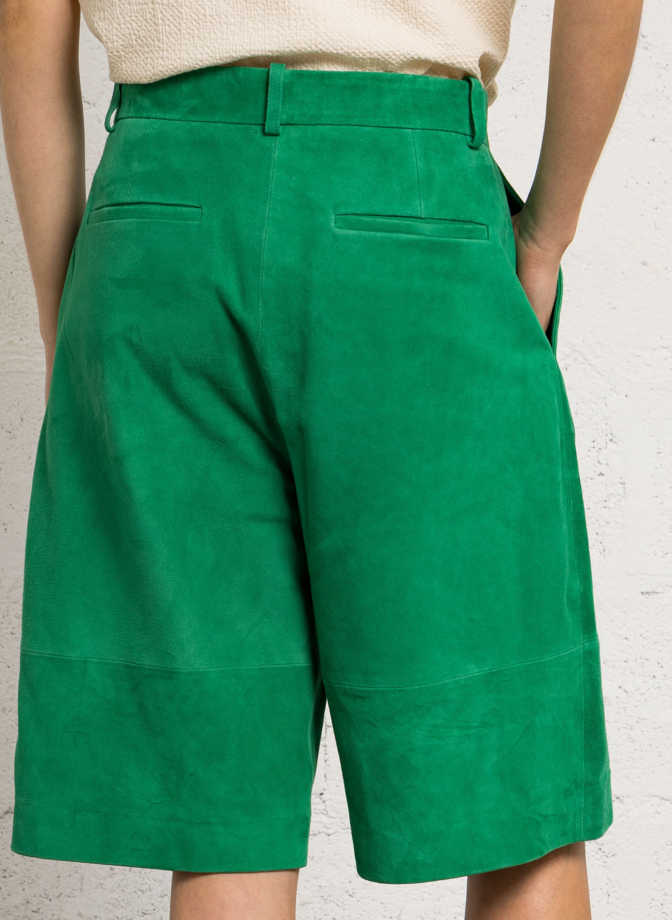 Leather Bermudas BELLEPIECE Green