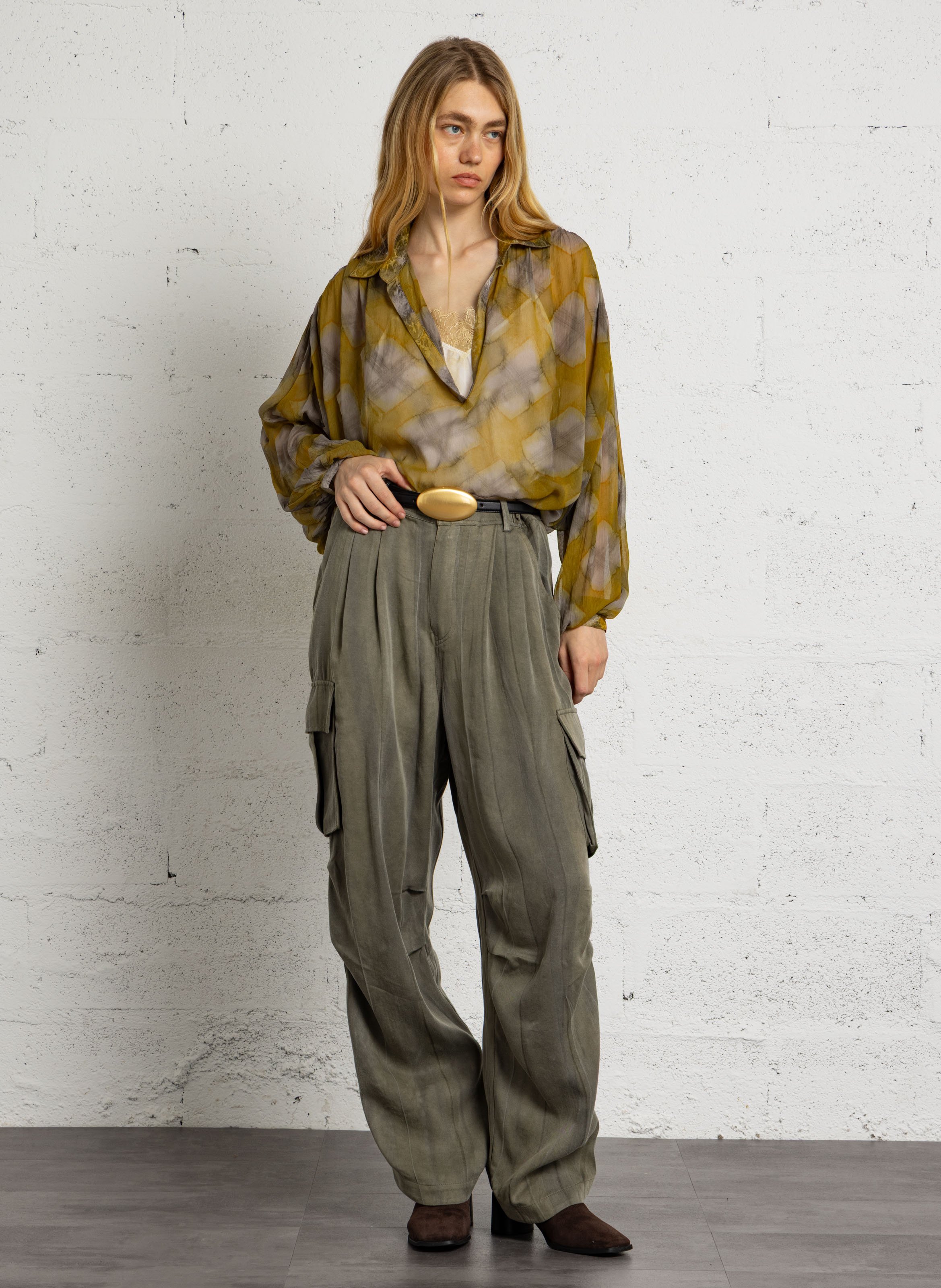 Einfarbige Hose mit weitem Bein und Taschen MES DEMOISELLES Khaki