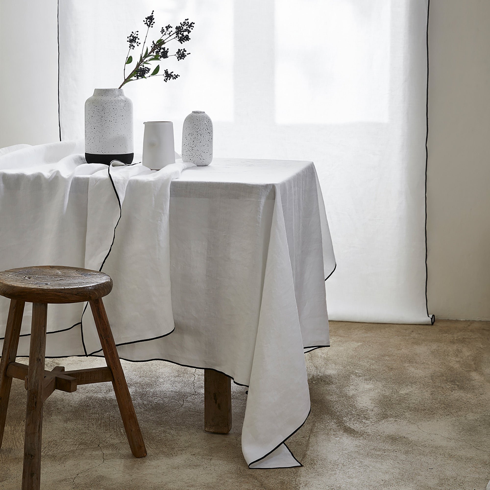 CARLINA - Rectangular linen tablecloth MADURA White
