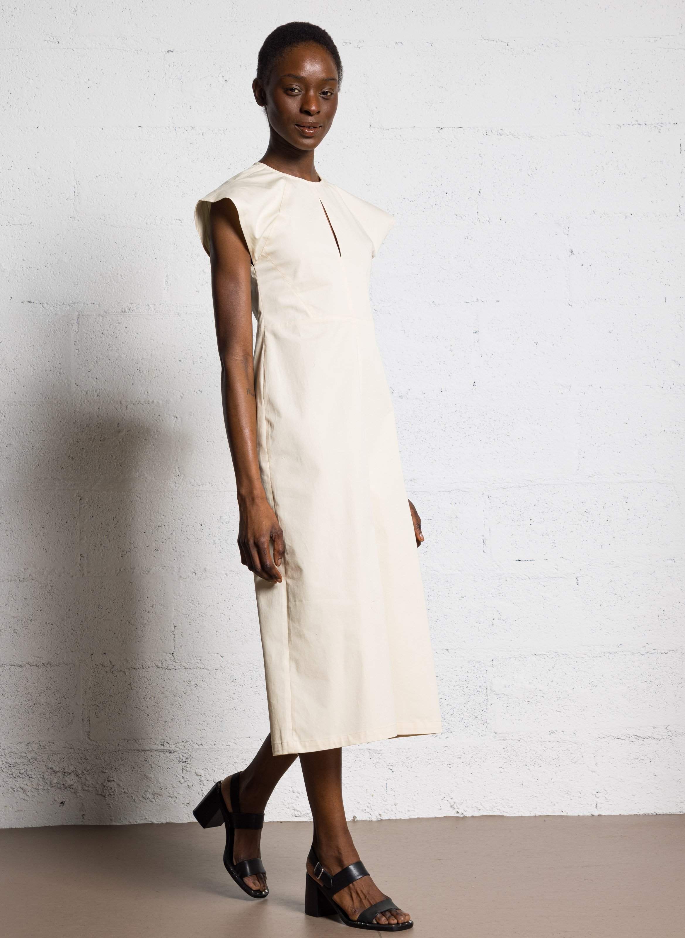 Halflange jurk met ronde hals - katoenblend BELLEPIECE Beige