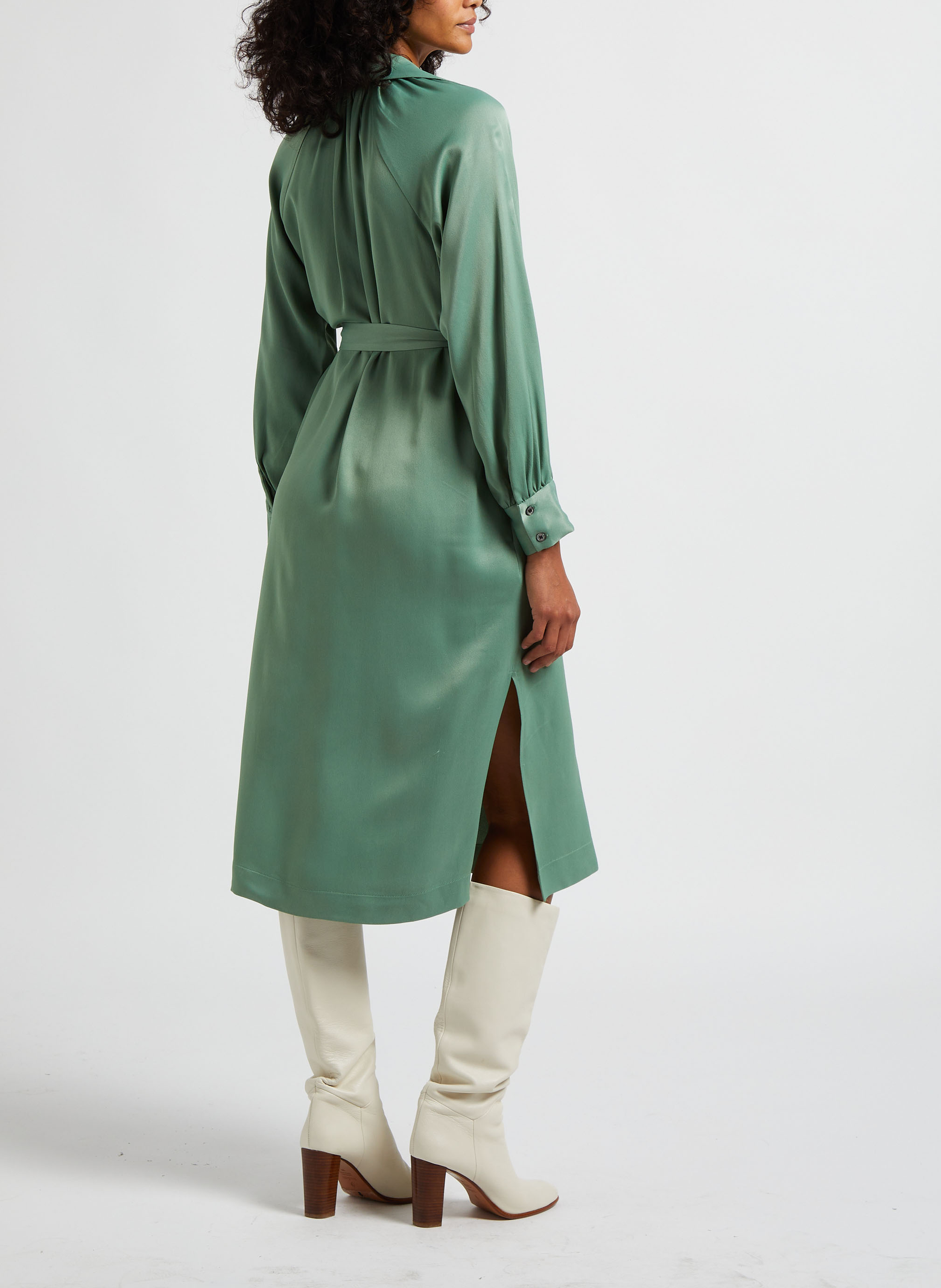 Midikleid mit Polokragen aus Satin PAUL AND JOE Grun