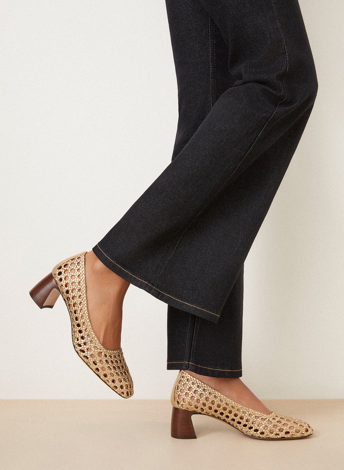 Camelia metallic leather high heels RIVECOUR Golden