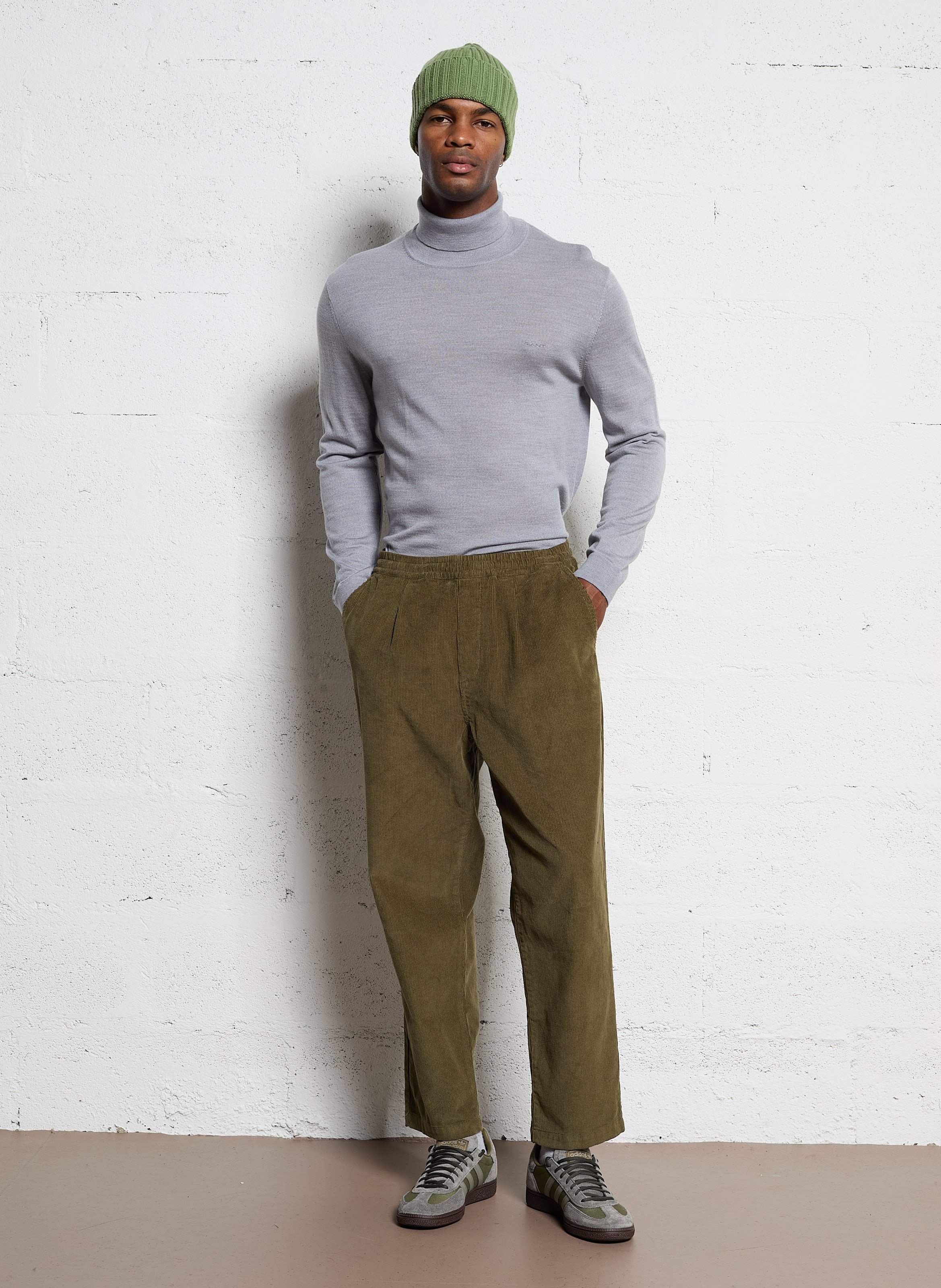 Slim-fit cotton cargo pants FARAH Green