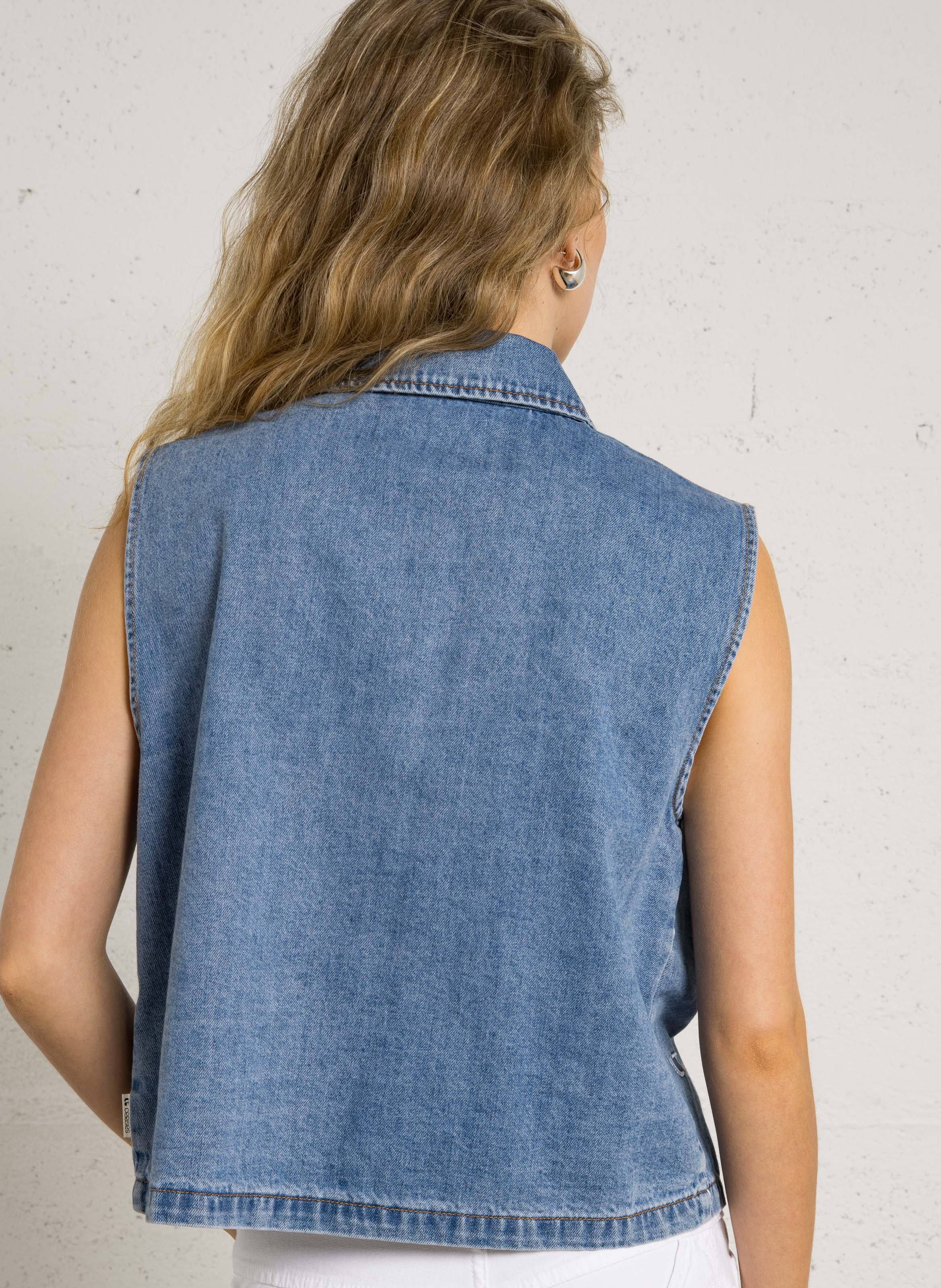 Embroidered sleeveless denim jacket LE TEMPS DES CERISES Blue