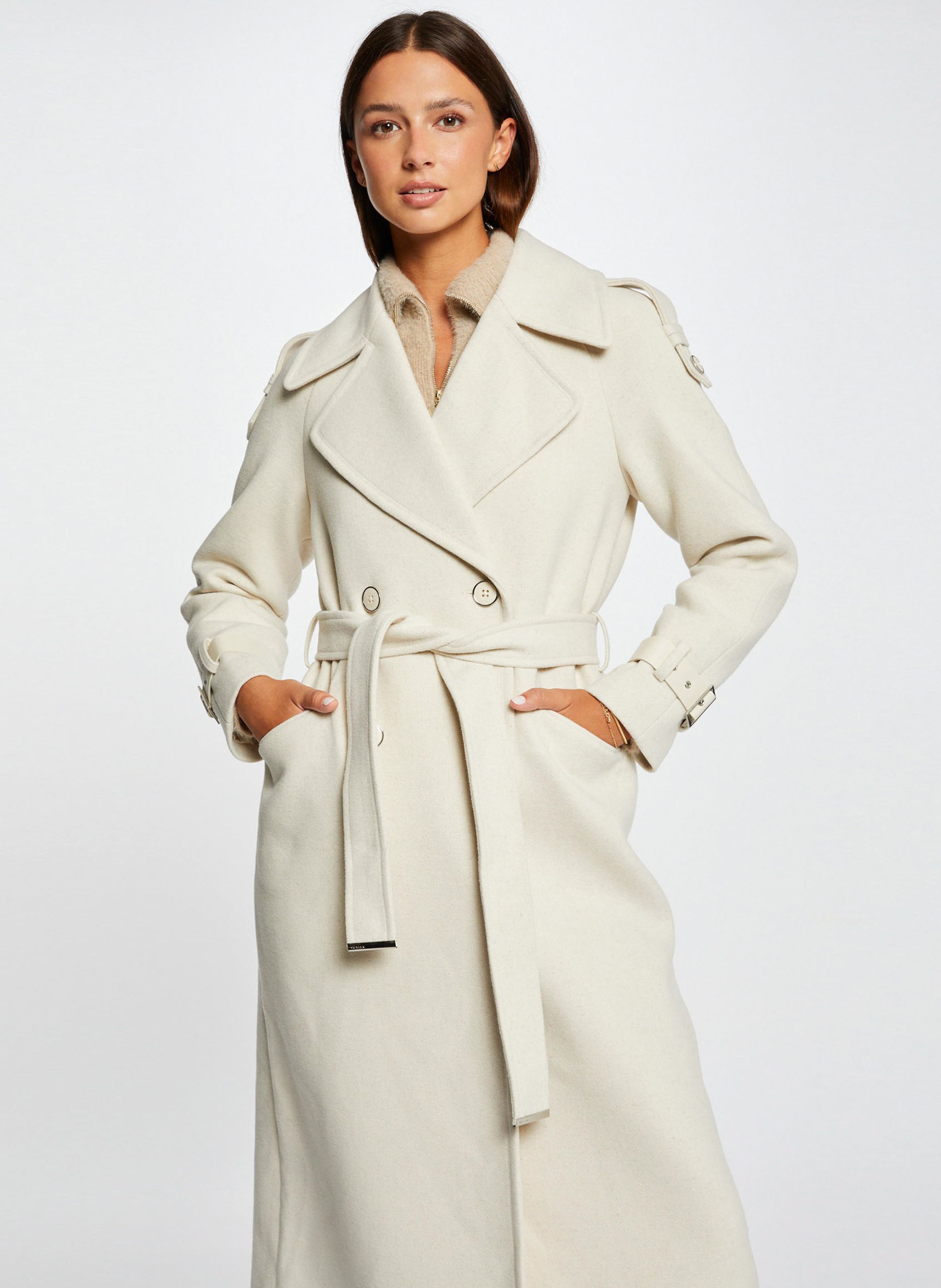 Beige fitted outlet coat