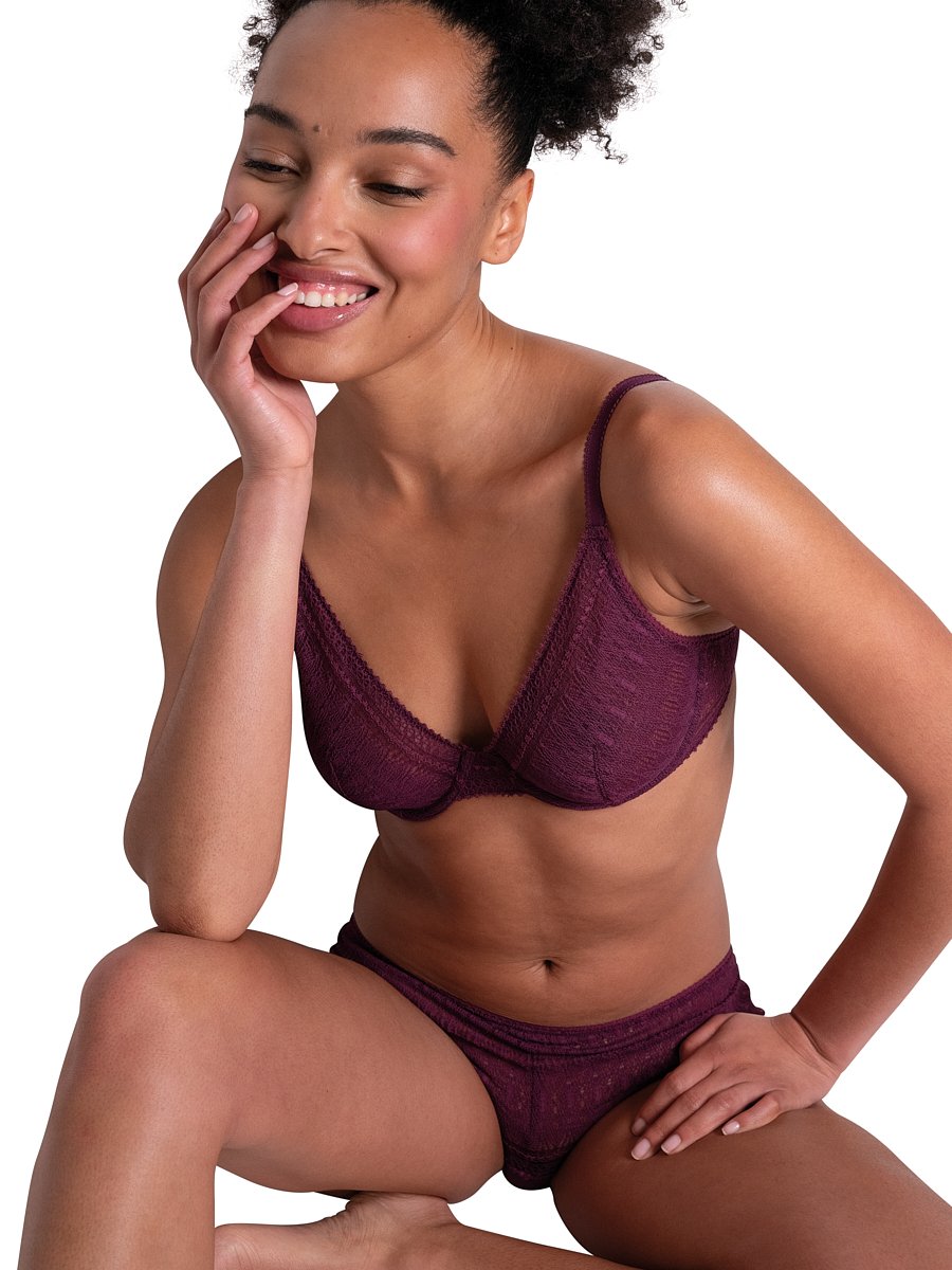 Full-cup bra PASSIONATA Red