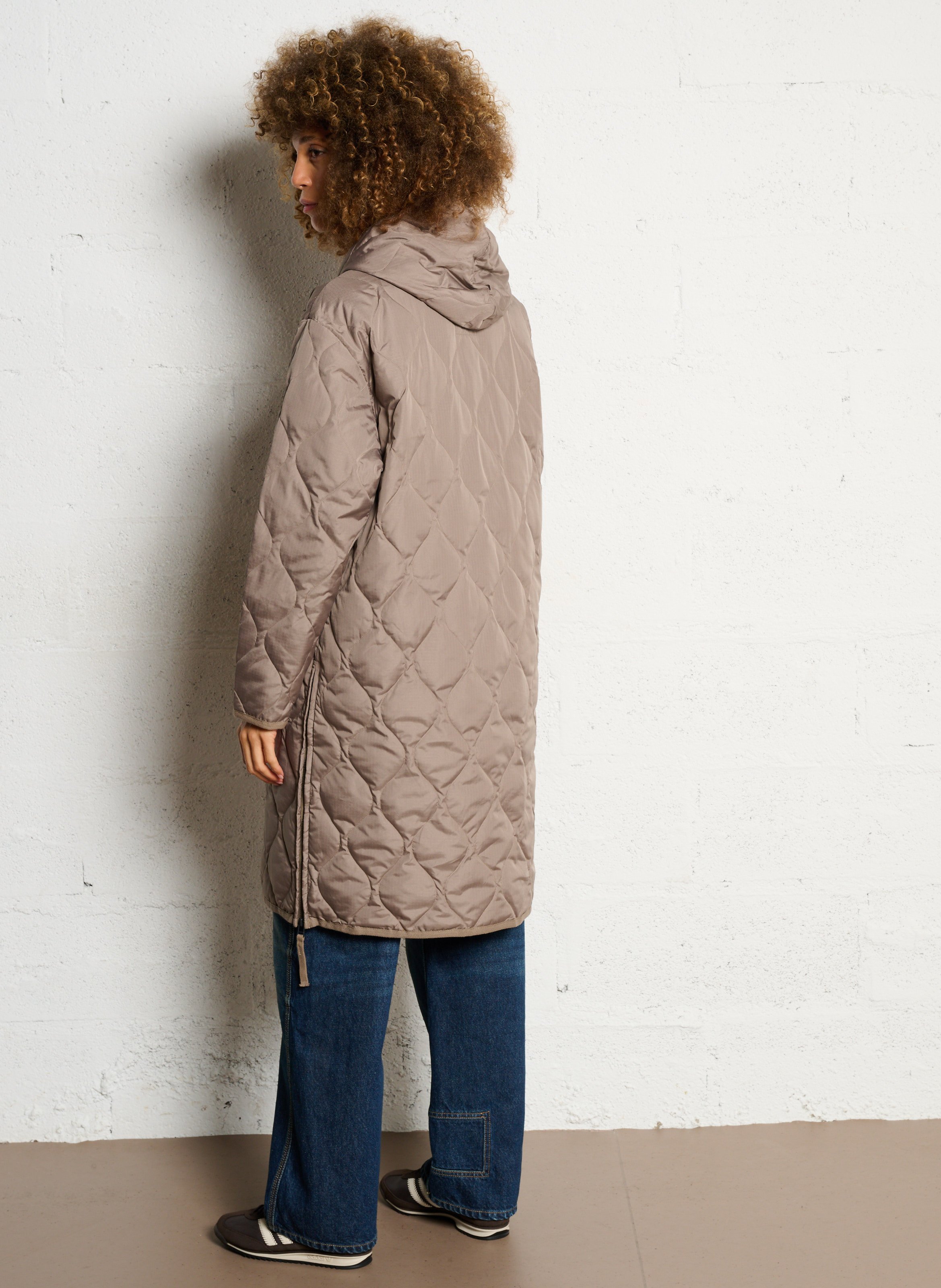 Veste mi-longue matelassée à capuche TAION Marron