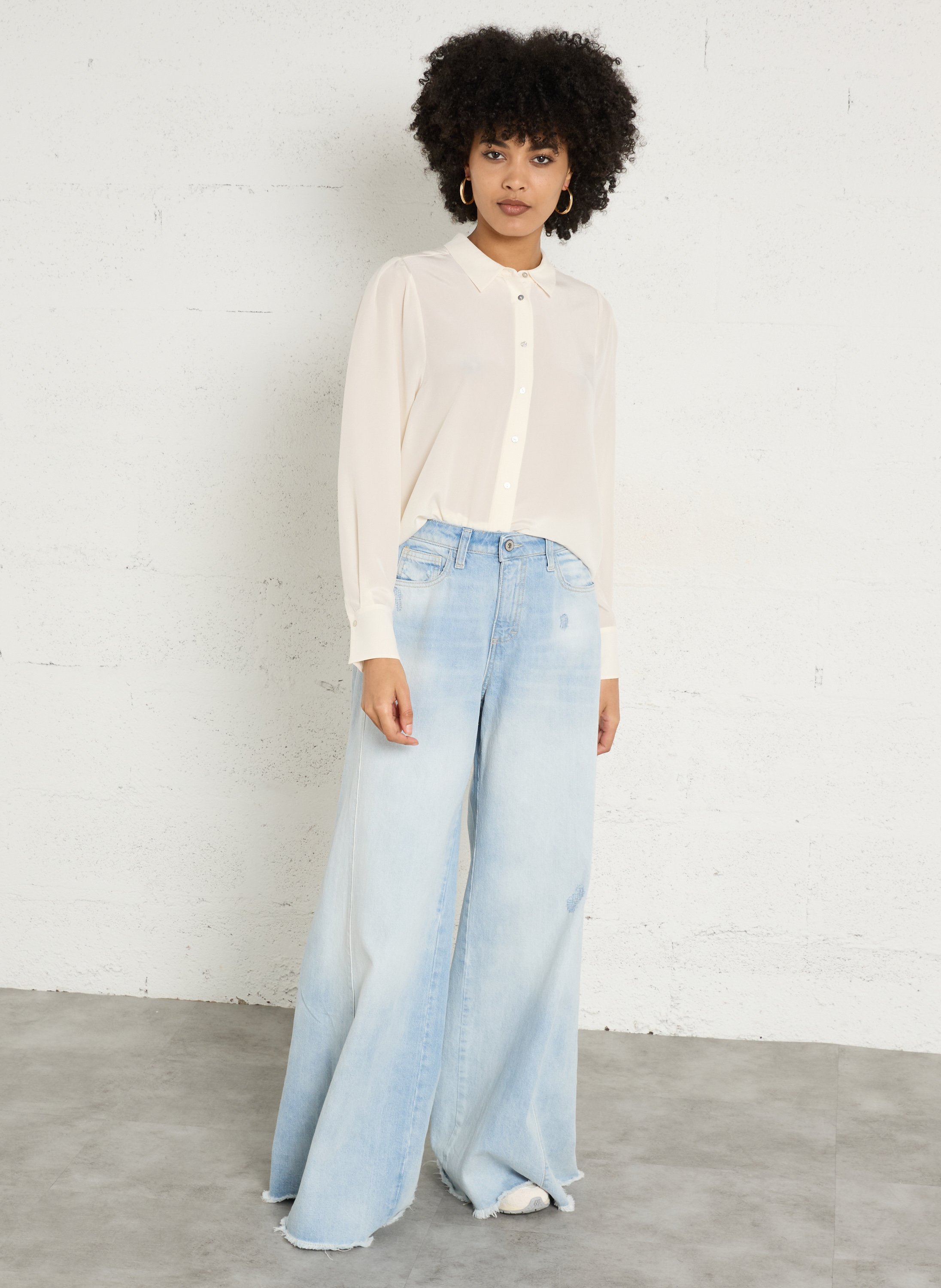 Chemise droite col classique en soie MAISON 123 Beige