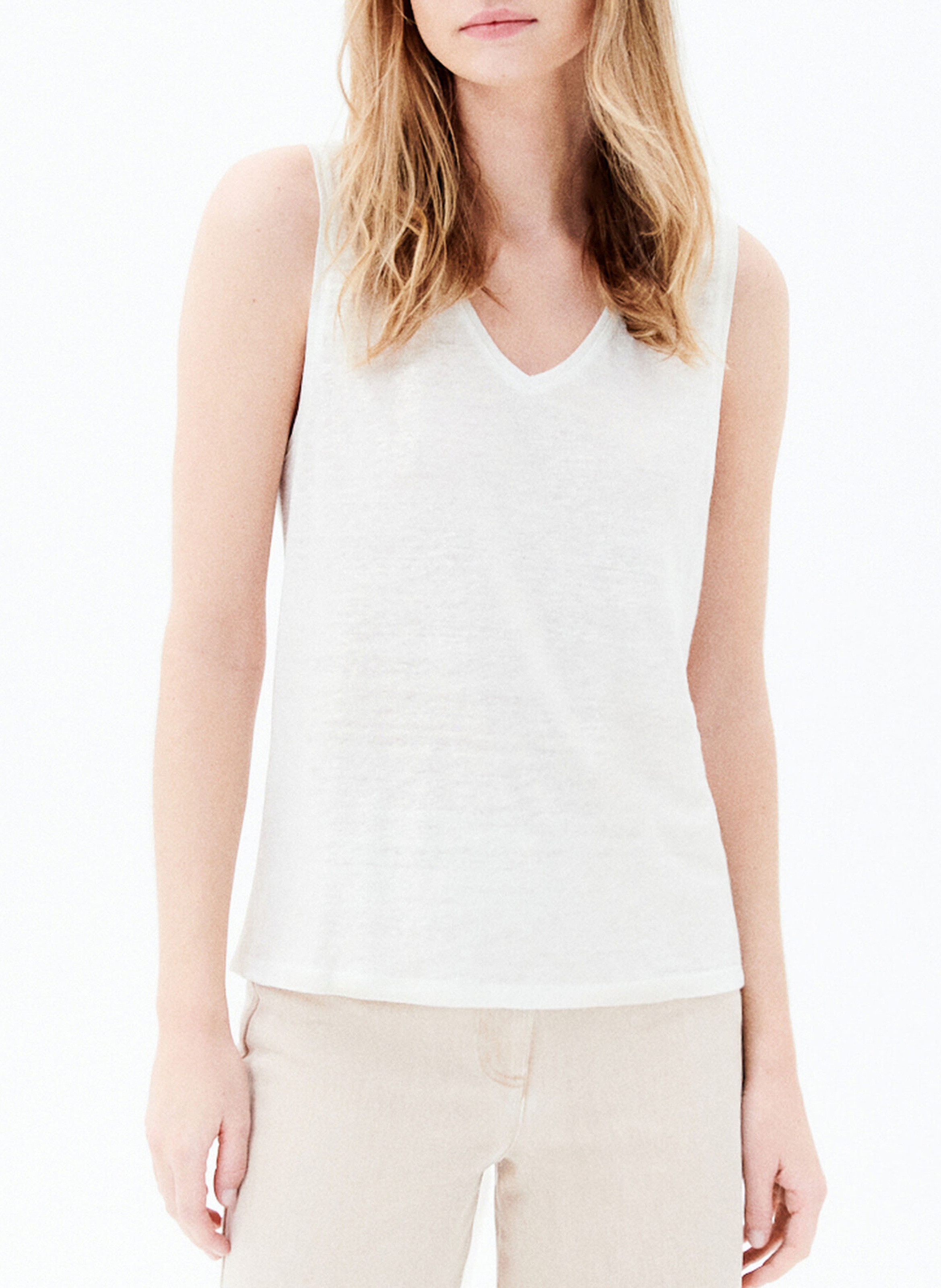 Tee-shirt col v en lin CAROLL