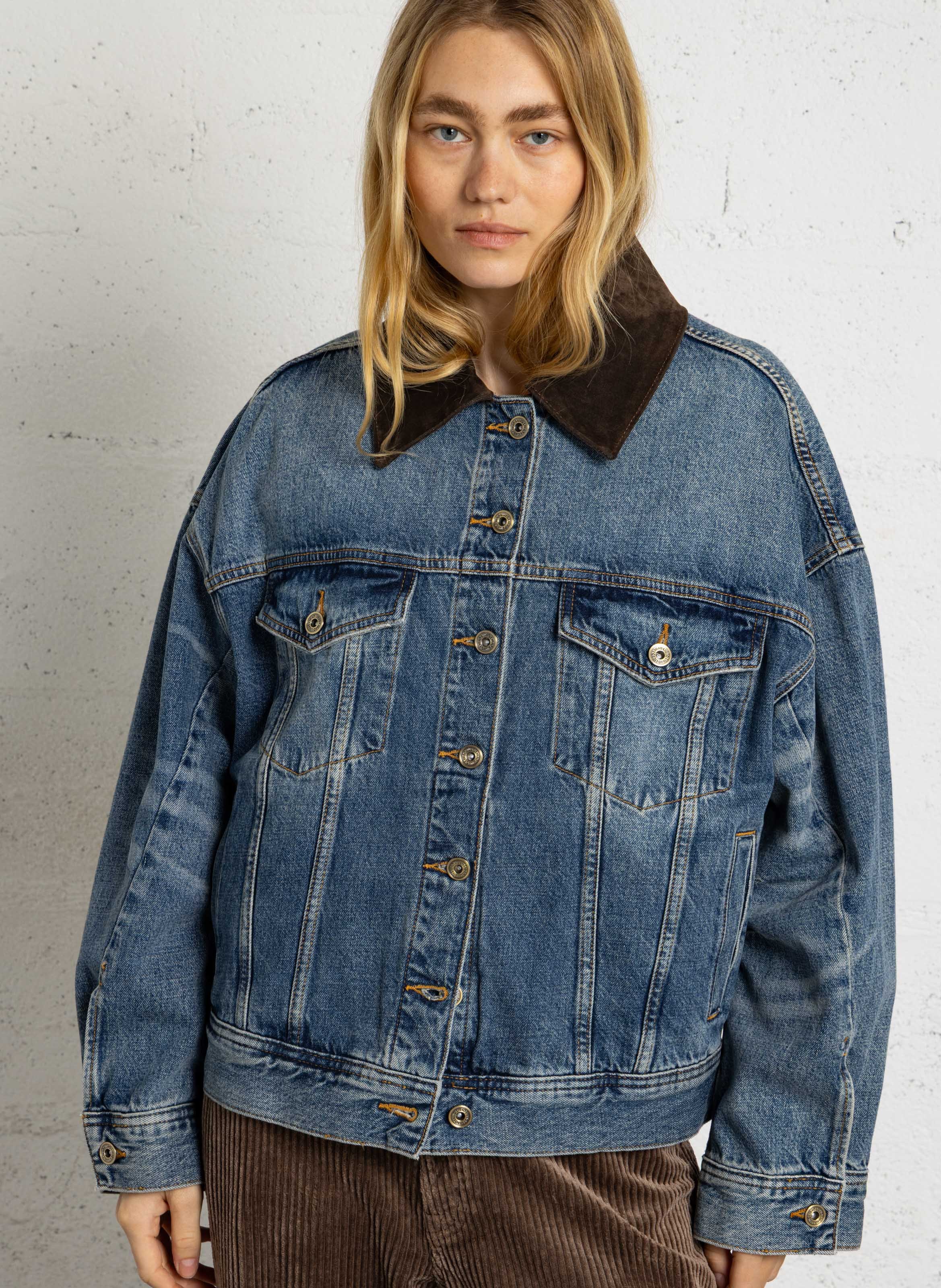 Gerade geschnittene kurze Jeansjacke LIU JO Blau