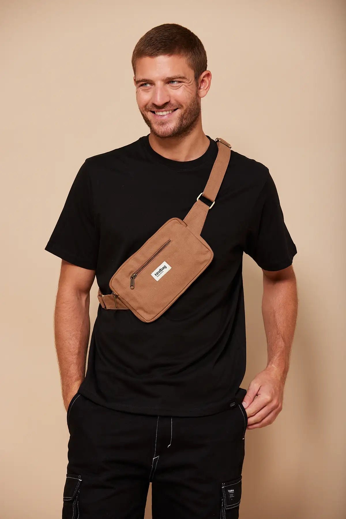 Cotton waist bag Brown