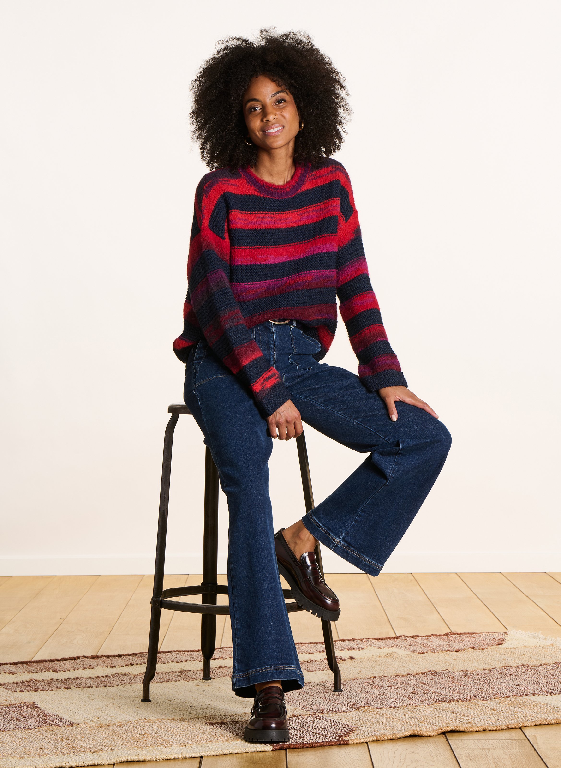 Weit geschnittener Rundhalspullover mit Streifen LA FEE MARABOUTEE Mehrfarbig