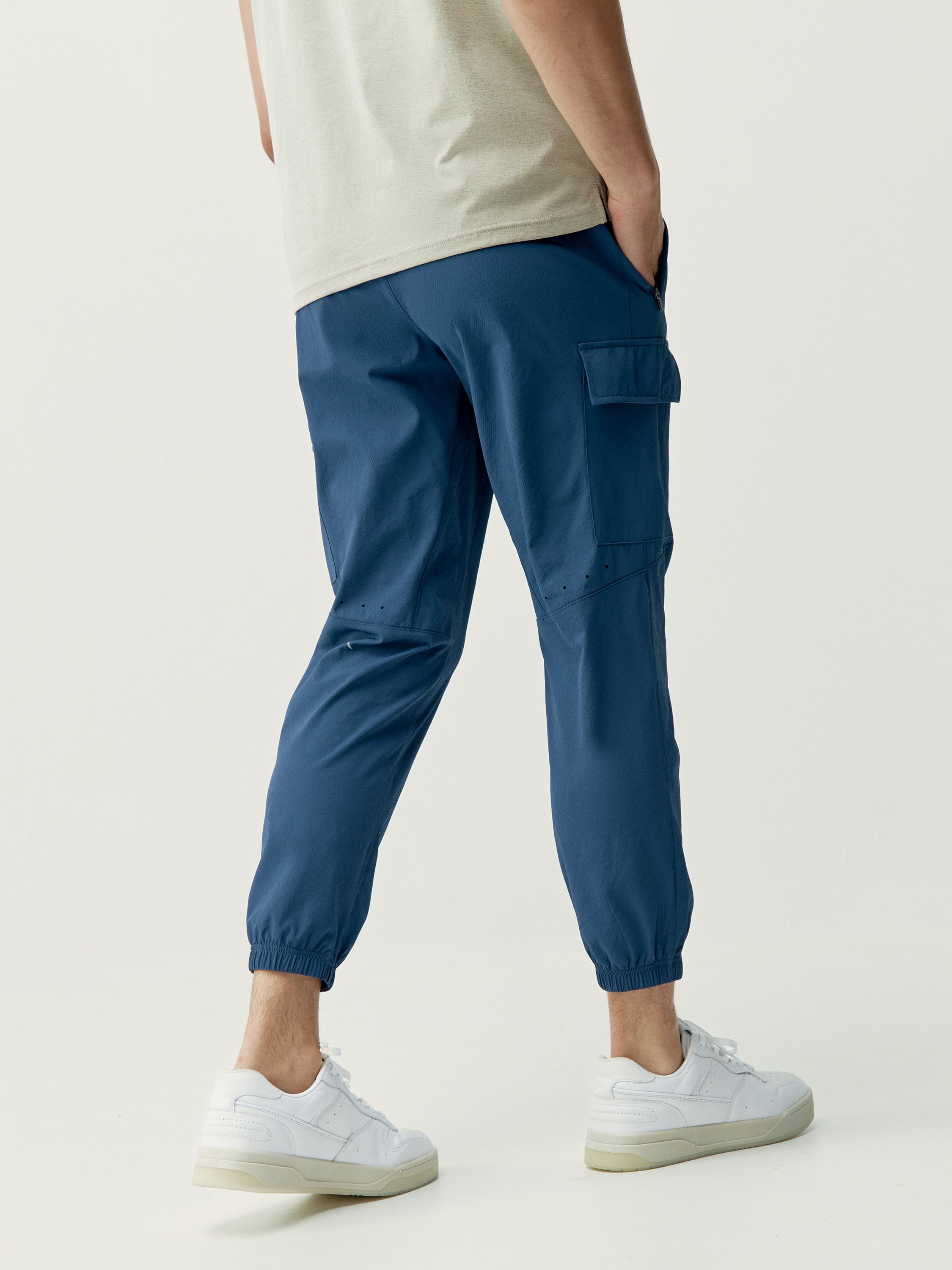 Cargo jogging pants BORN LIVING YOGA Blue