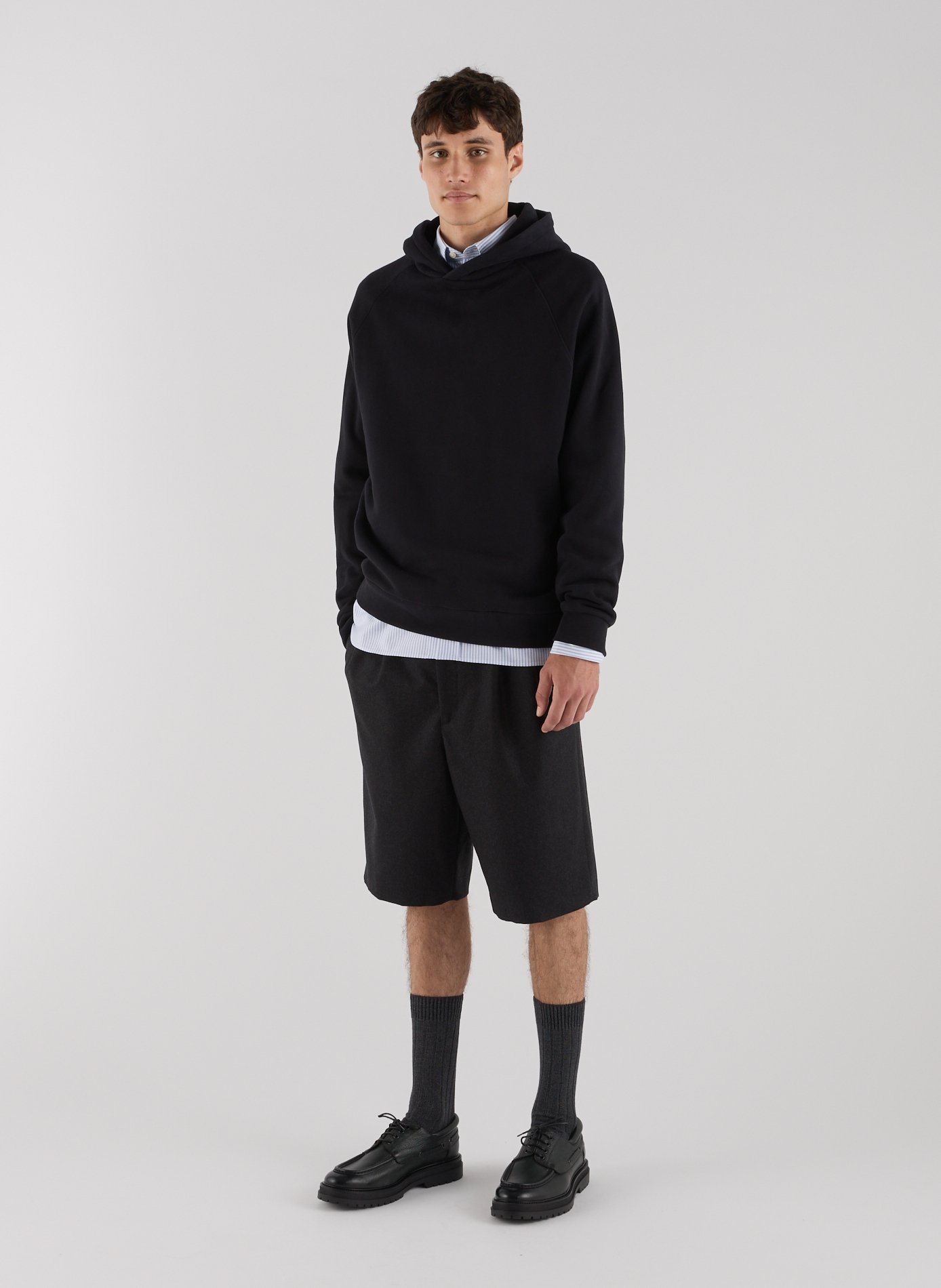 Hoodie met kangoeroezak en lange mouwen SAISON 1865 Zwart