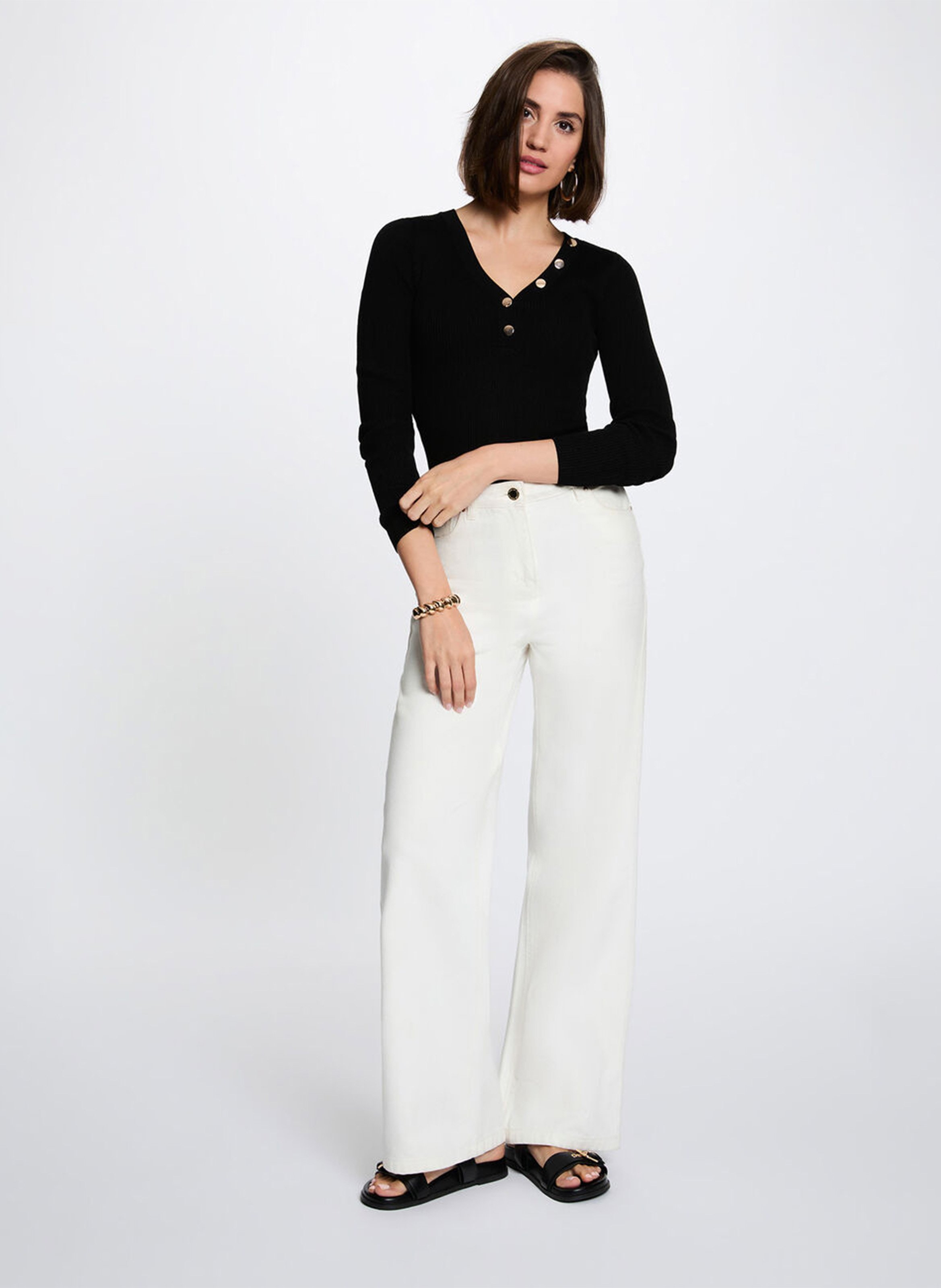 Pull ajusté col V à détails boutons MORGAN Zwart