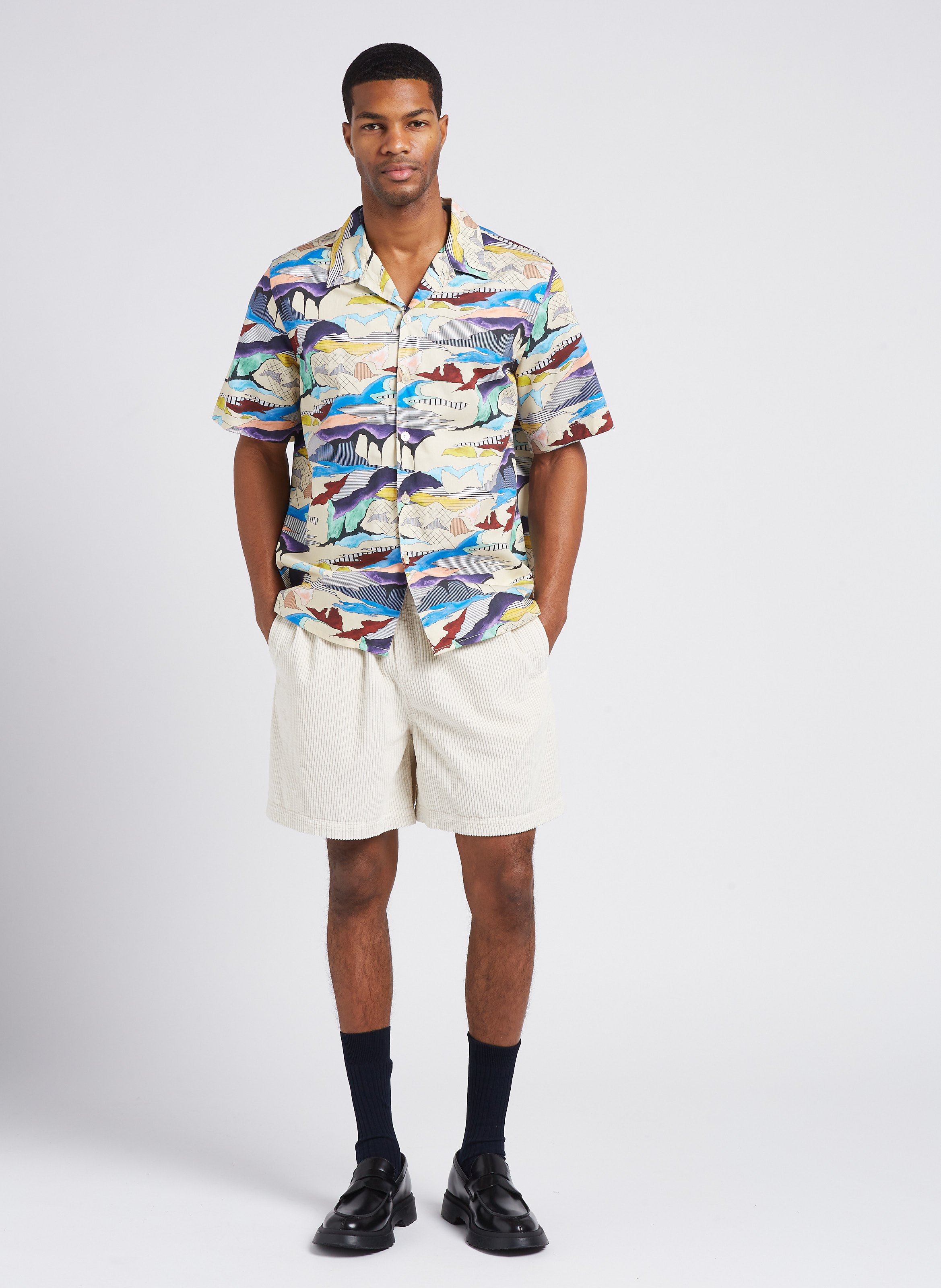 【MODERNIF】Maron Corduroy Banding Shorts MODERNIF】Maron Corduroy Banding Shorts 1713316412349181608.jpg?