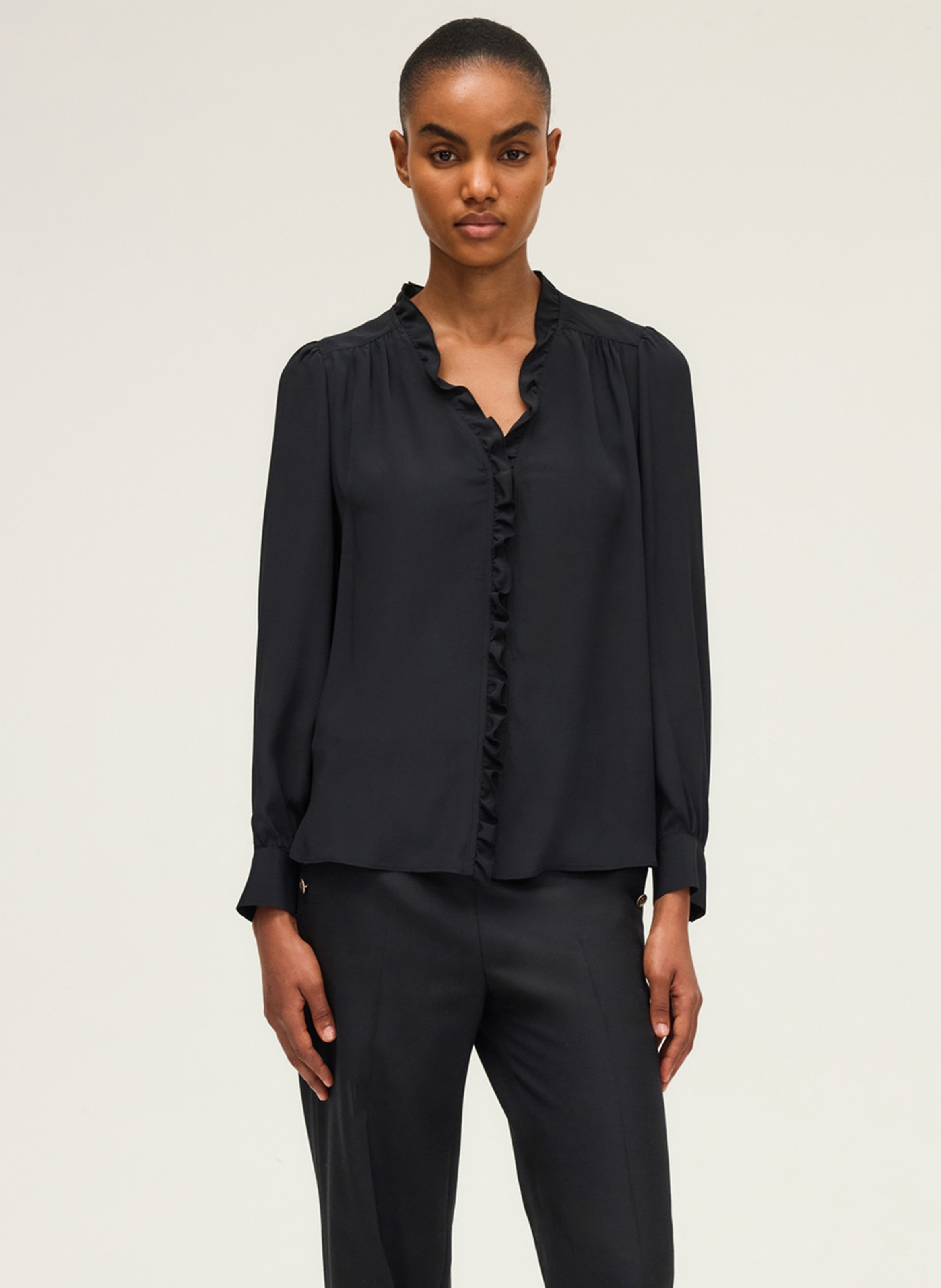 V-neck blouse PABLO Black