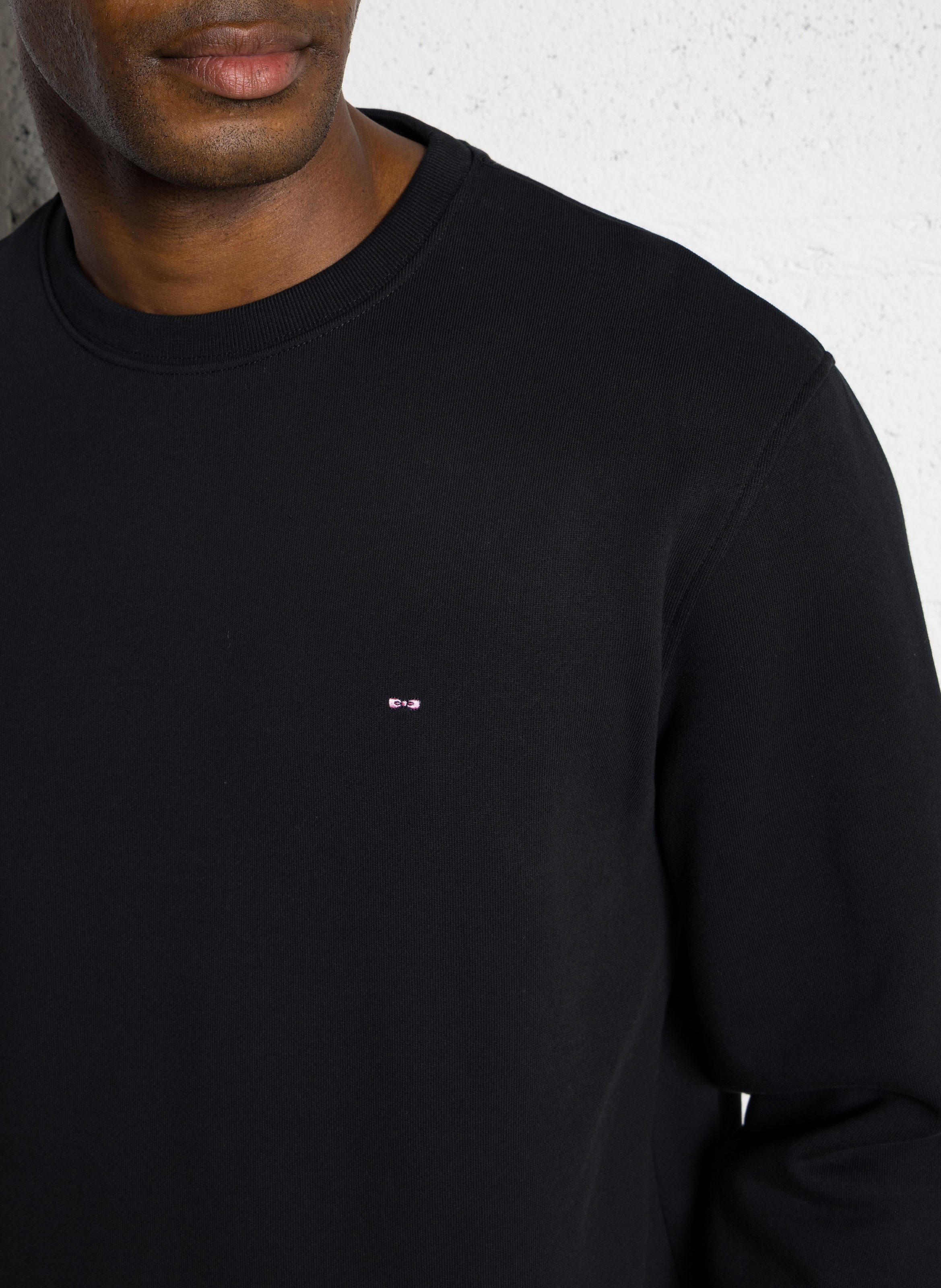 Sweat droit col rond brodé en coton EDEN PARK Noir