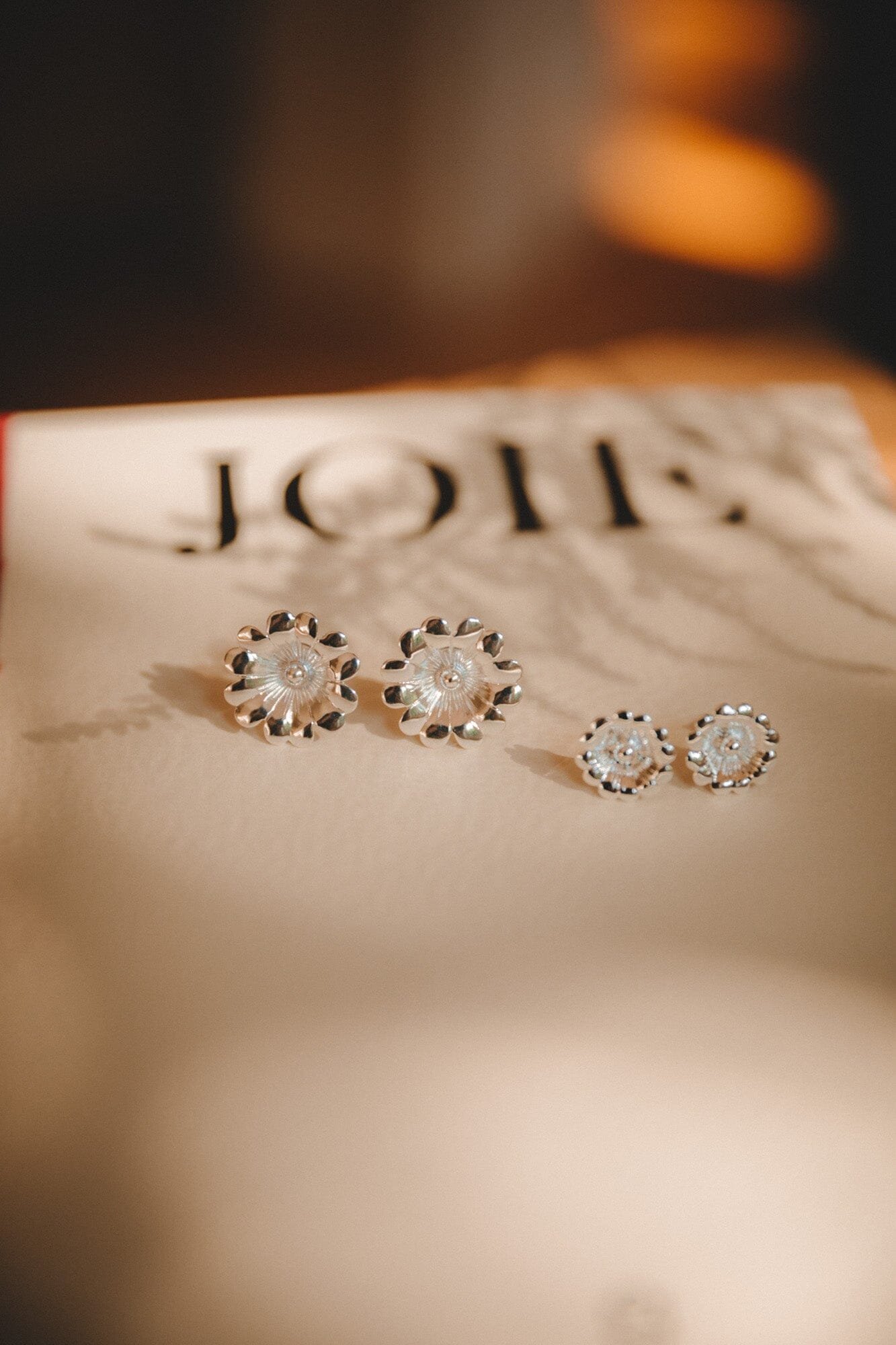 AGLAÉ - Silver-plated flower maxi stud earrings MONSIEUR SIMONE Silver