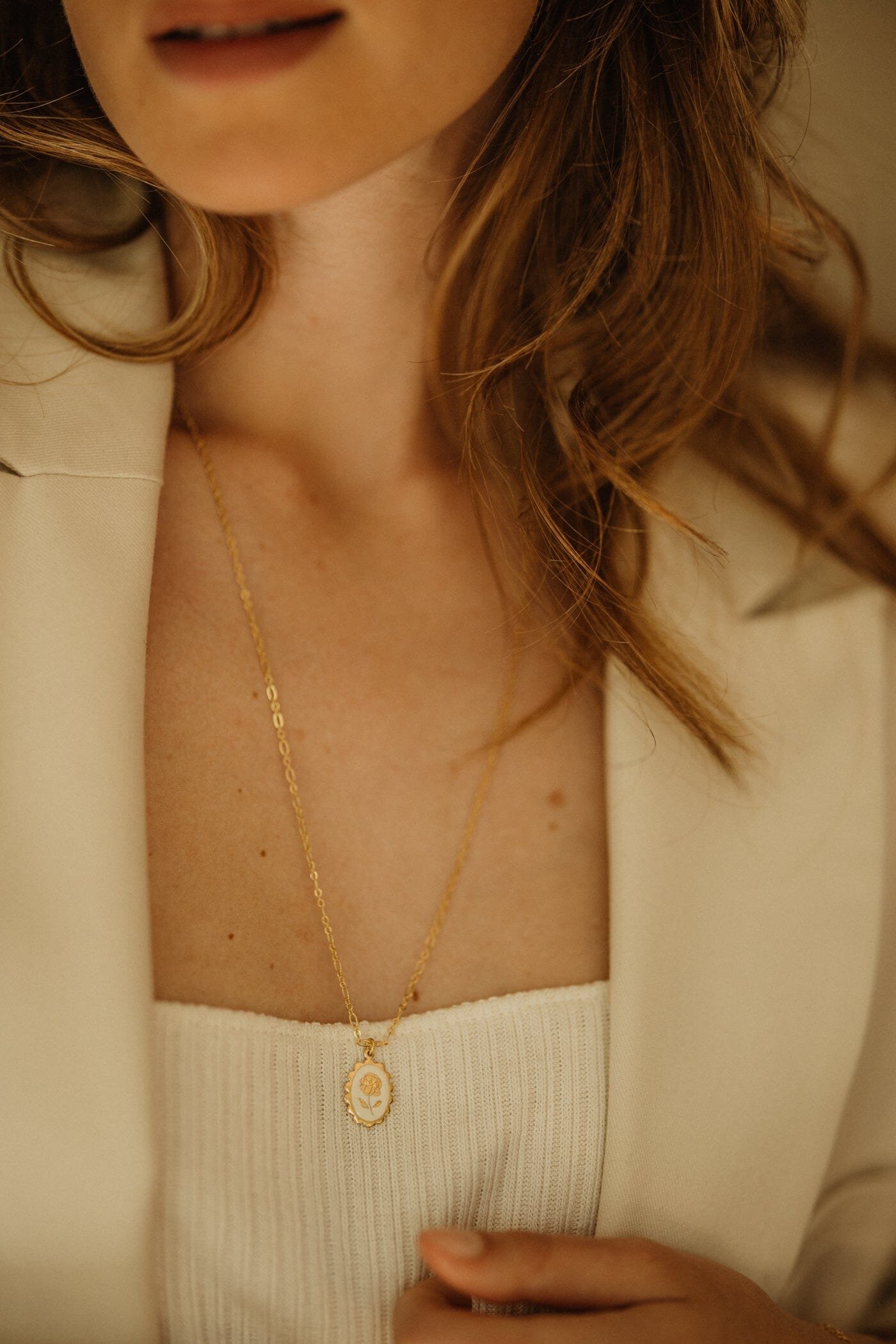 Silver plated flower necklace MONSIEUR SIMONE White