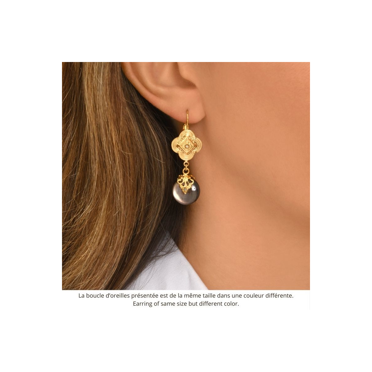 Boucles d'oreilles dormeuses positano nacre blanche et cristaux SATELLITE PARIS Blanc