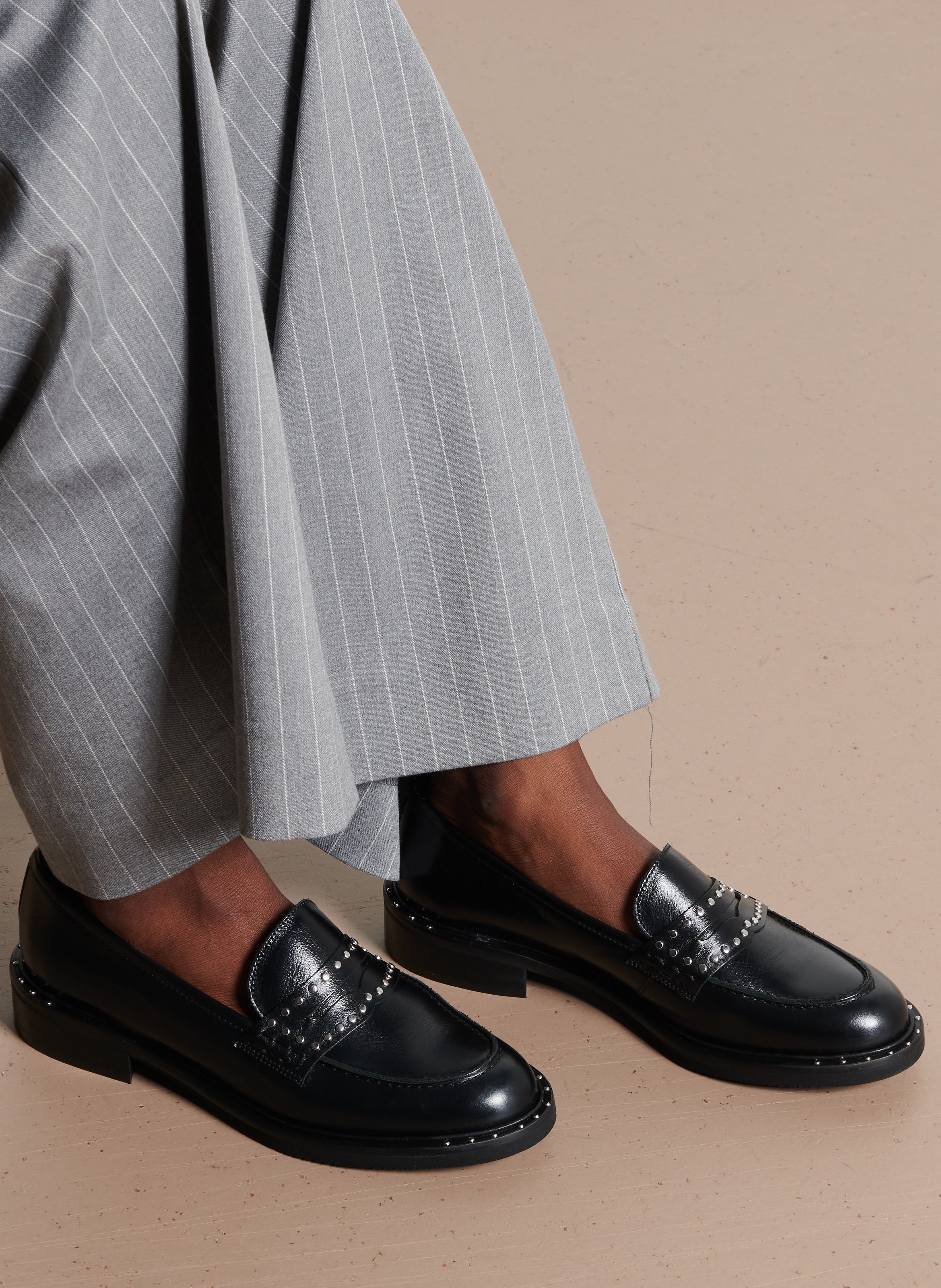 . MAISON TOUFET Zwart