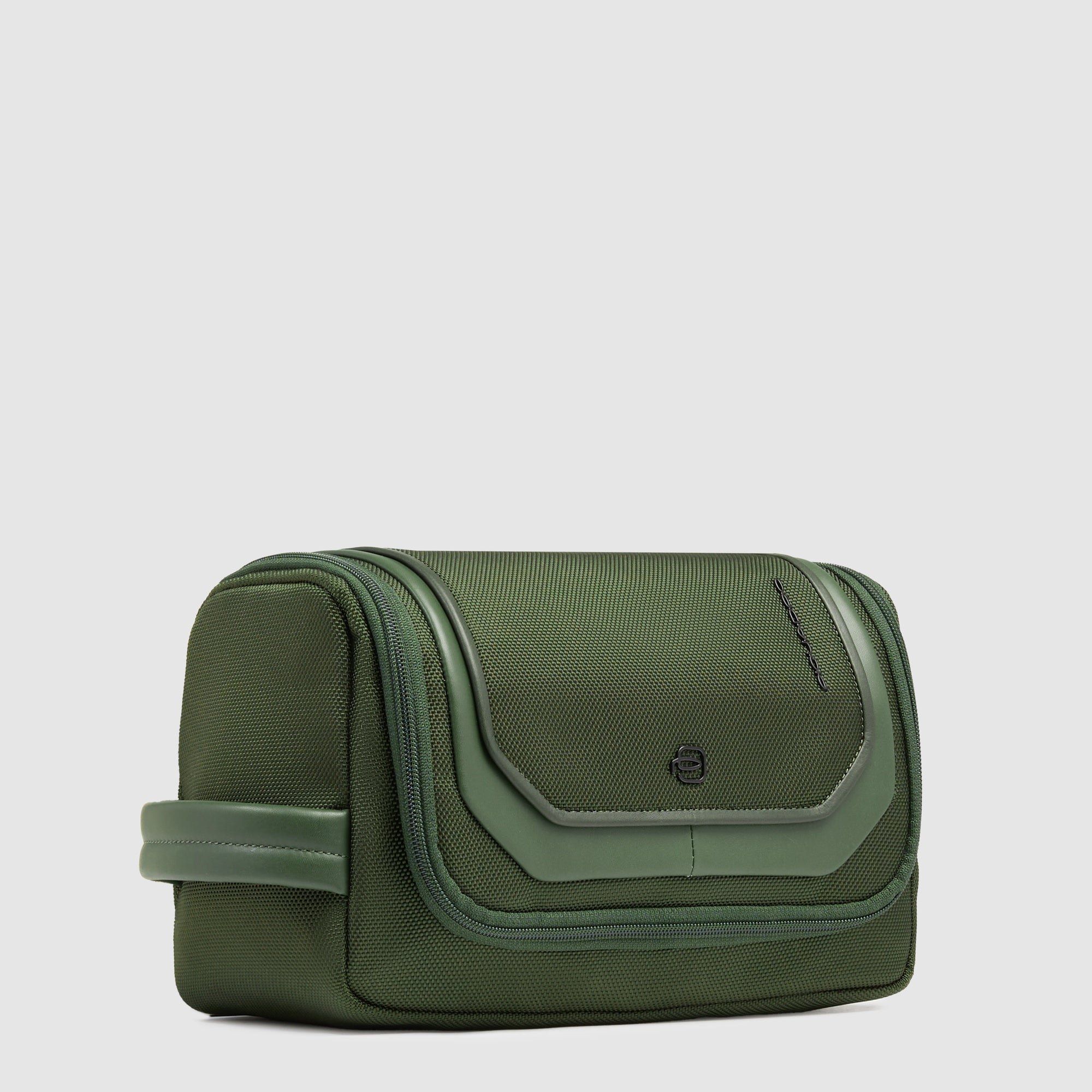 Recycled fabric toiletry pouch Green