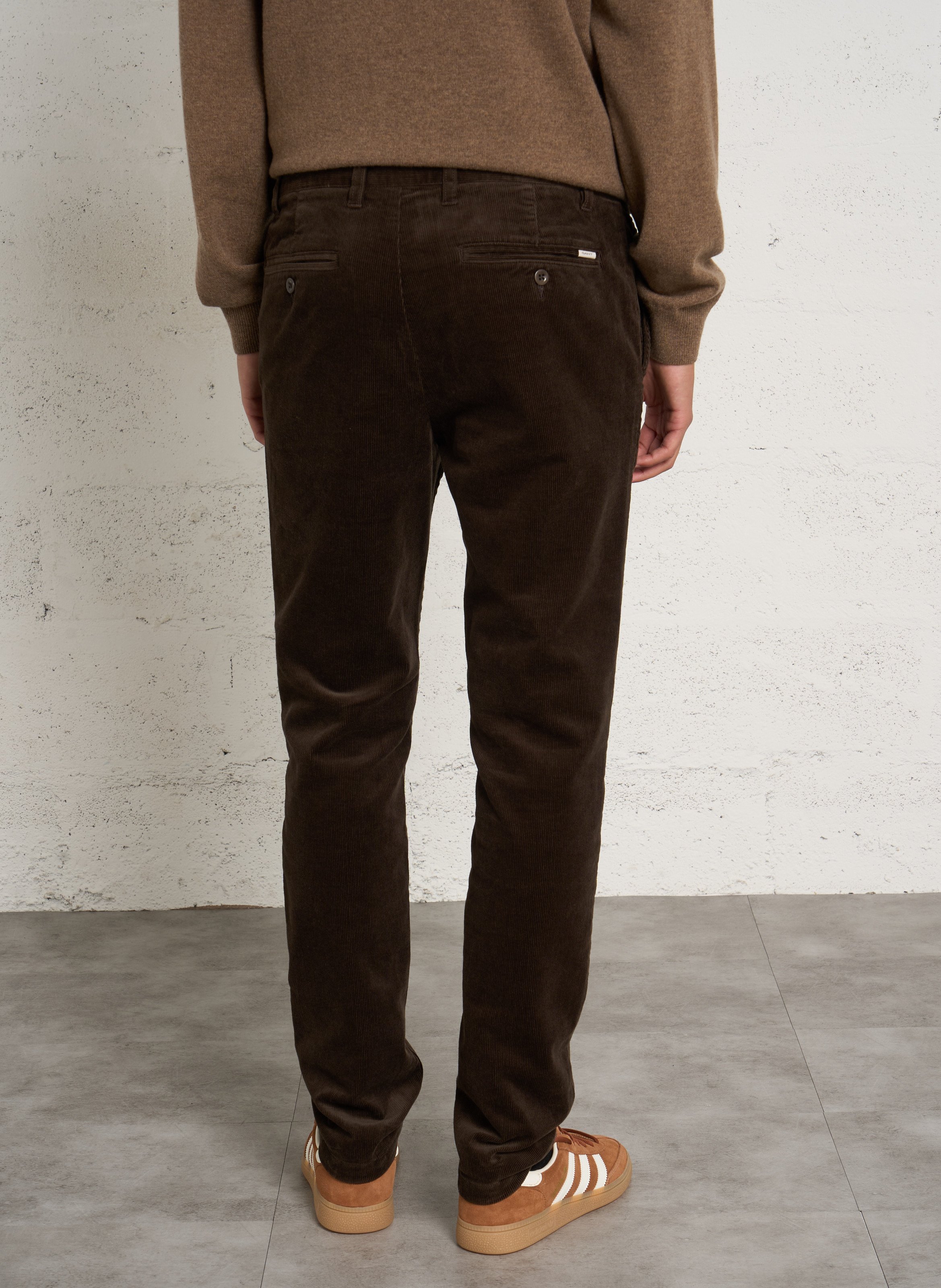 Pantalon slim en velours côtelé GANT Marron