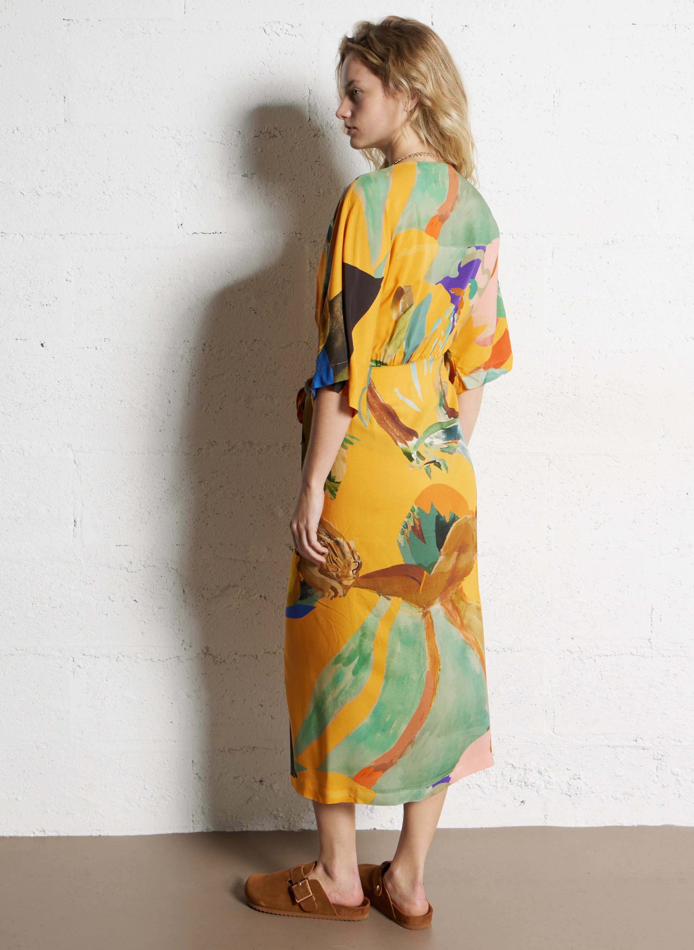 Langes Kleid mit V-Ausschnitt und Tropen-Print G.KERO Orange