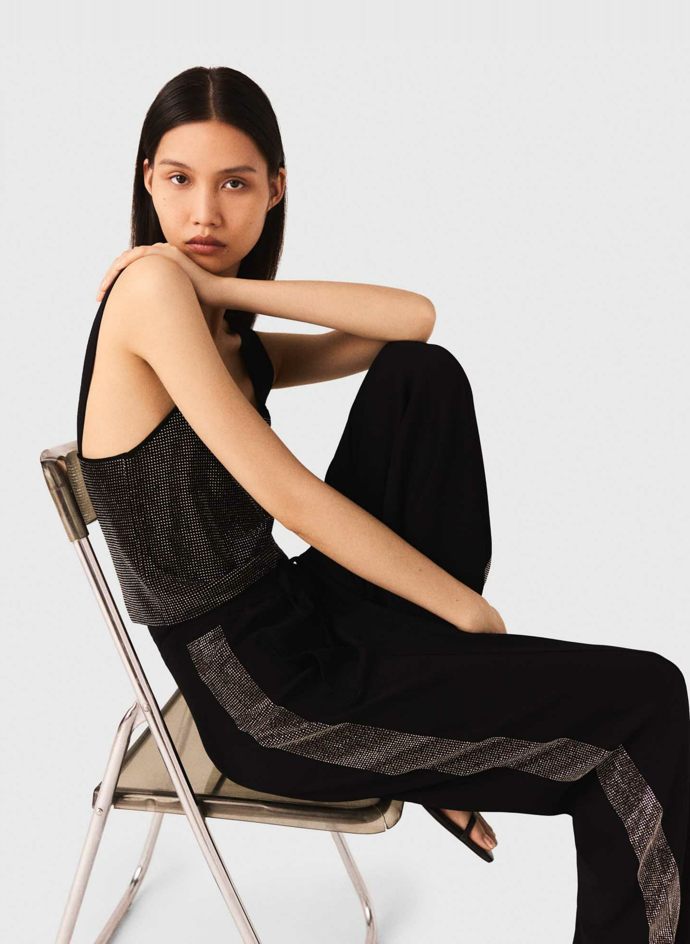 Top court col carré à strass MAJE Noir